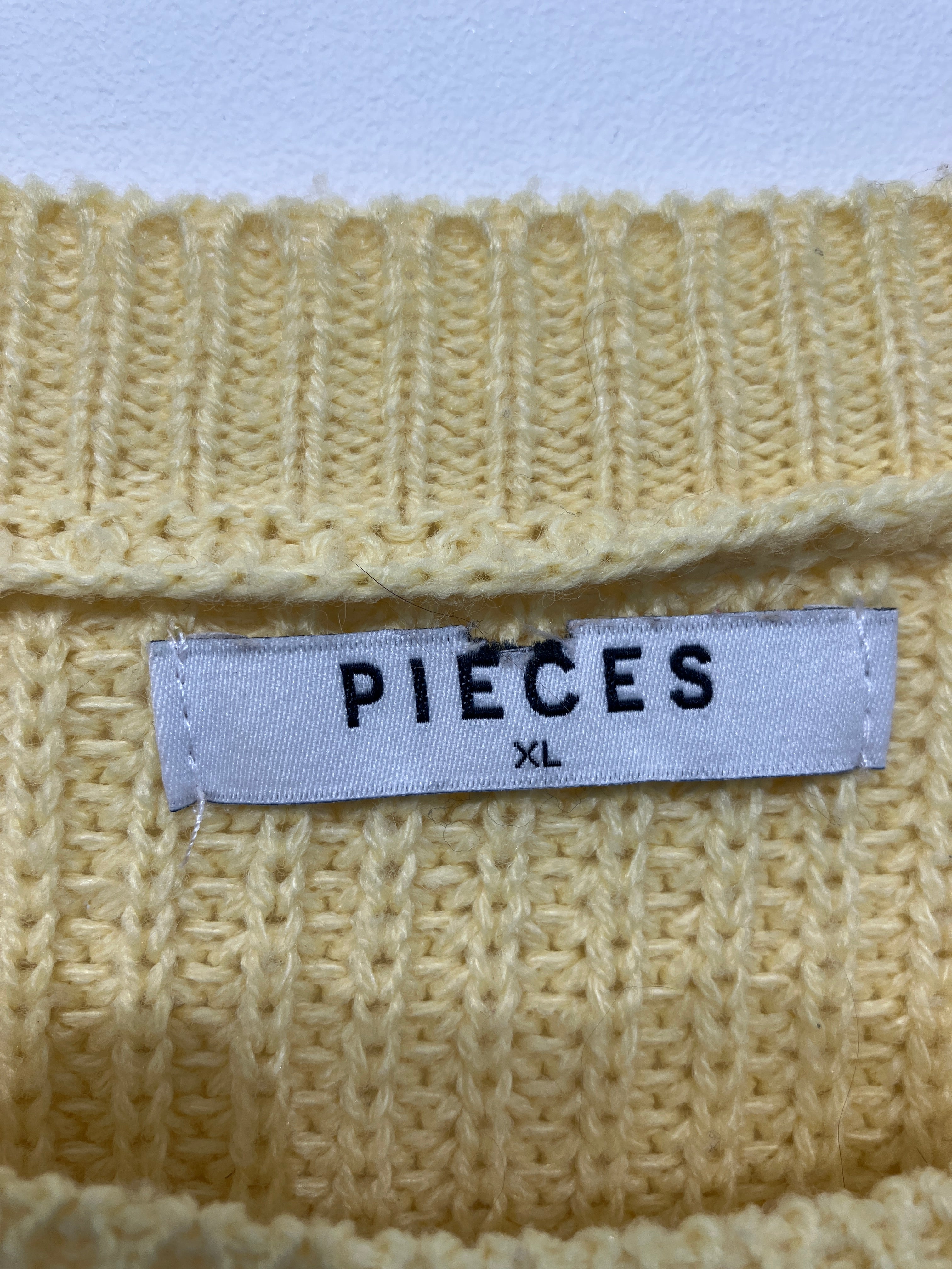 Pieces Strik