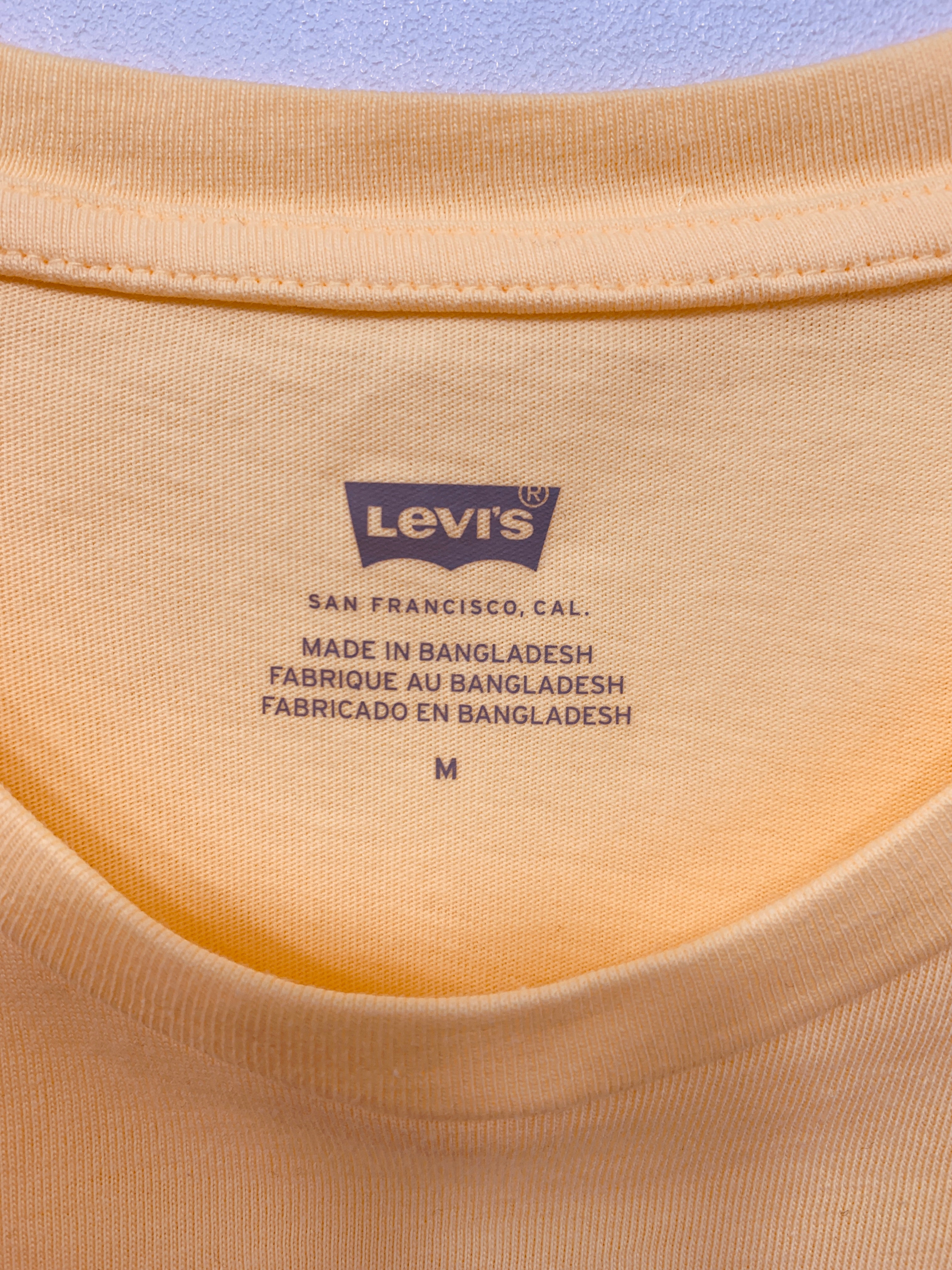Levis T-shirt