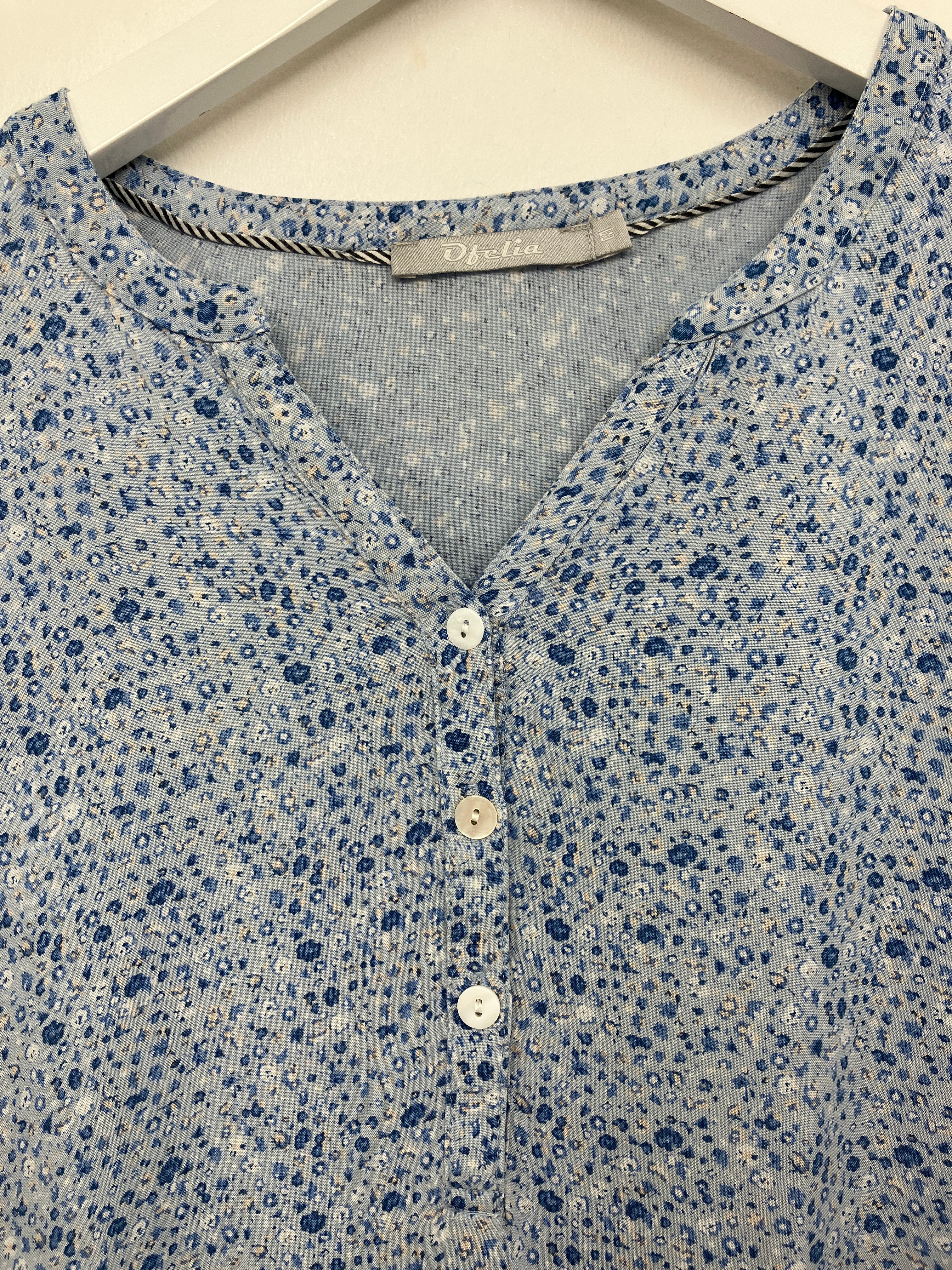 Ofelia blomstret bluse
