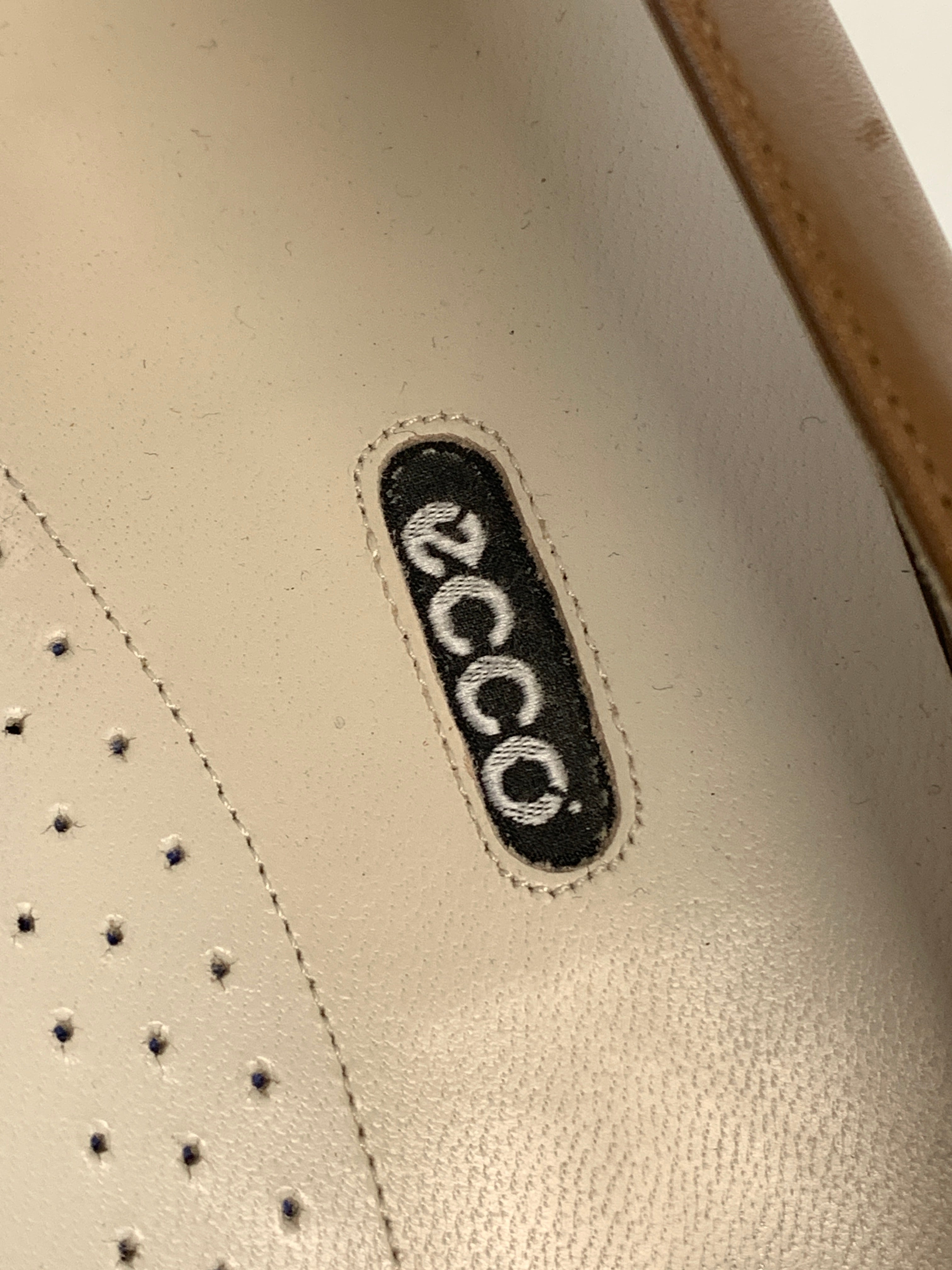 Ecco Sko