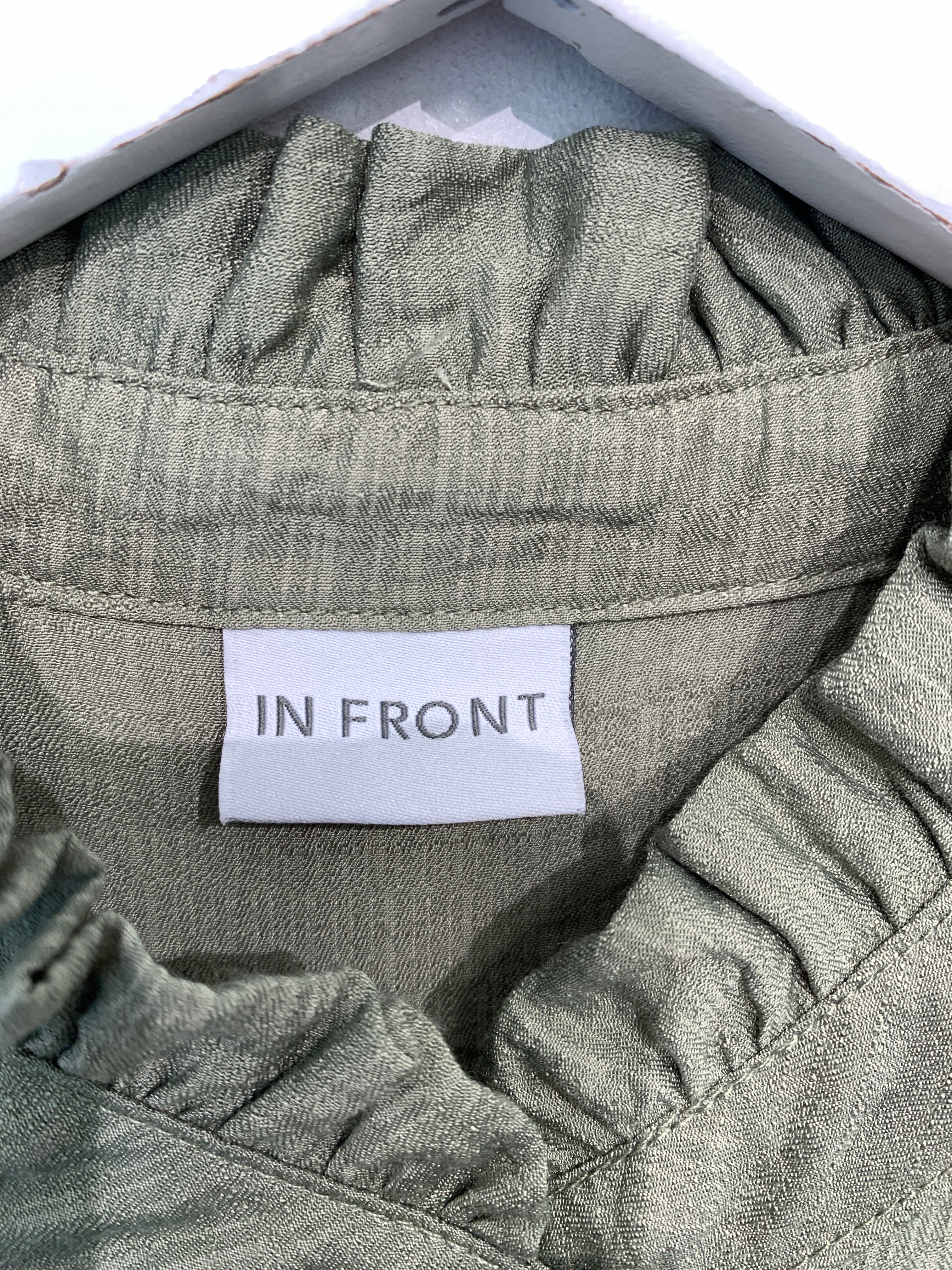 In-Front Kjole