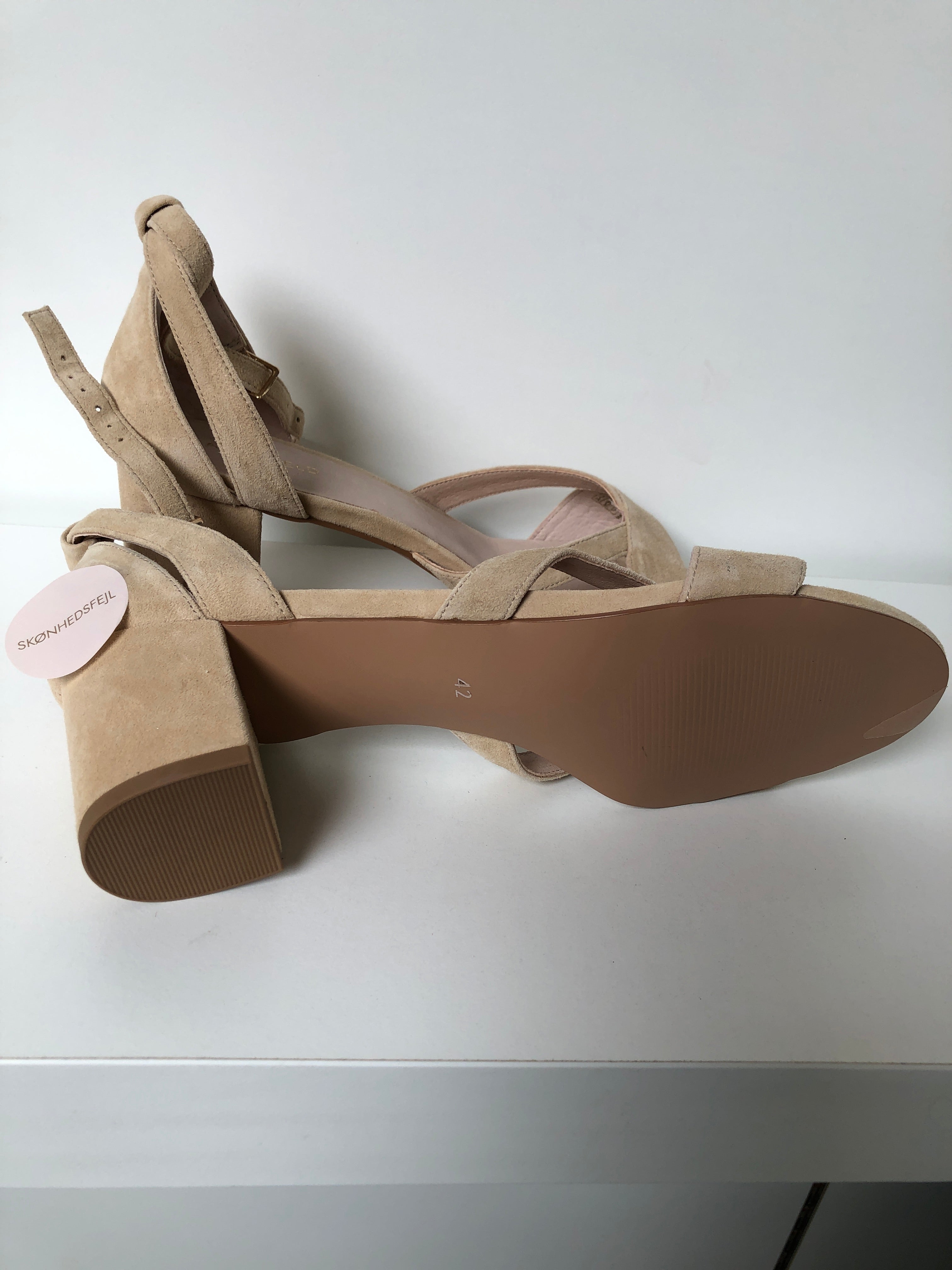 Anna Field Sandaler