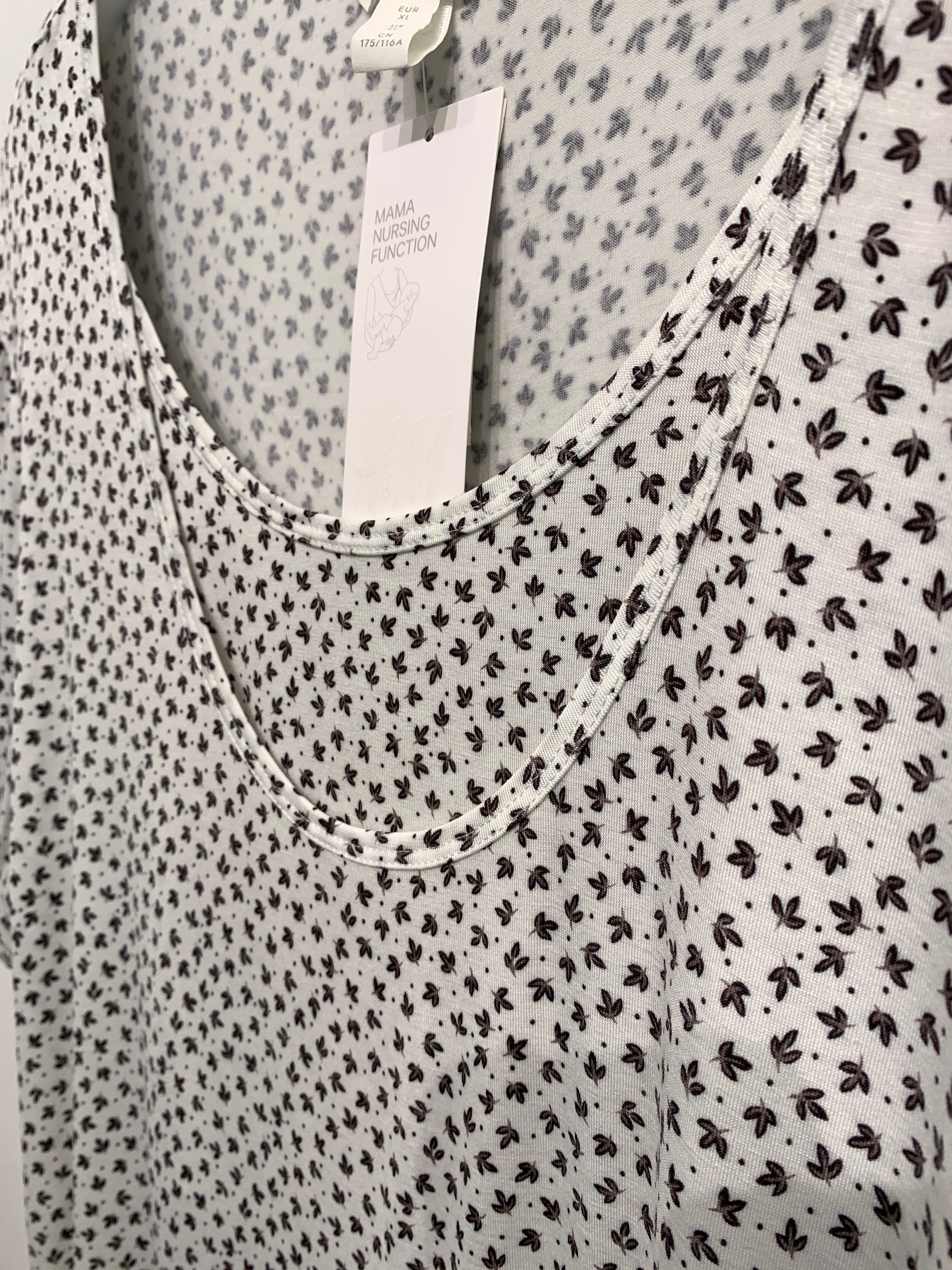 H&M Mama Bluse