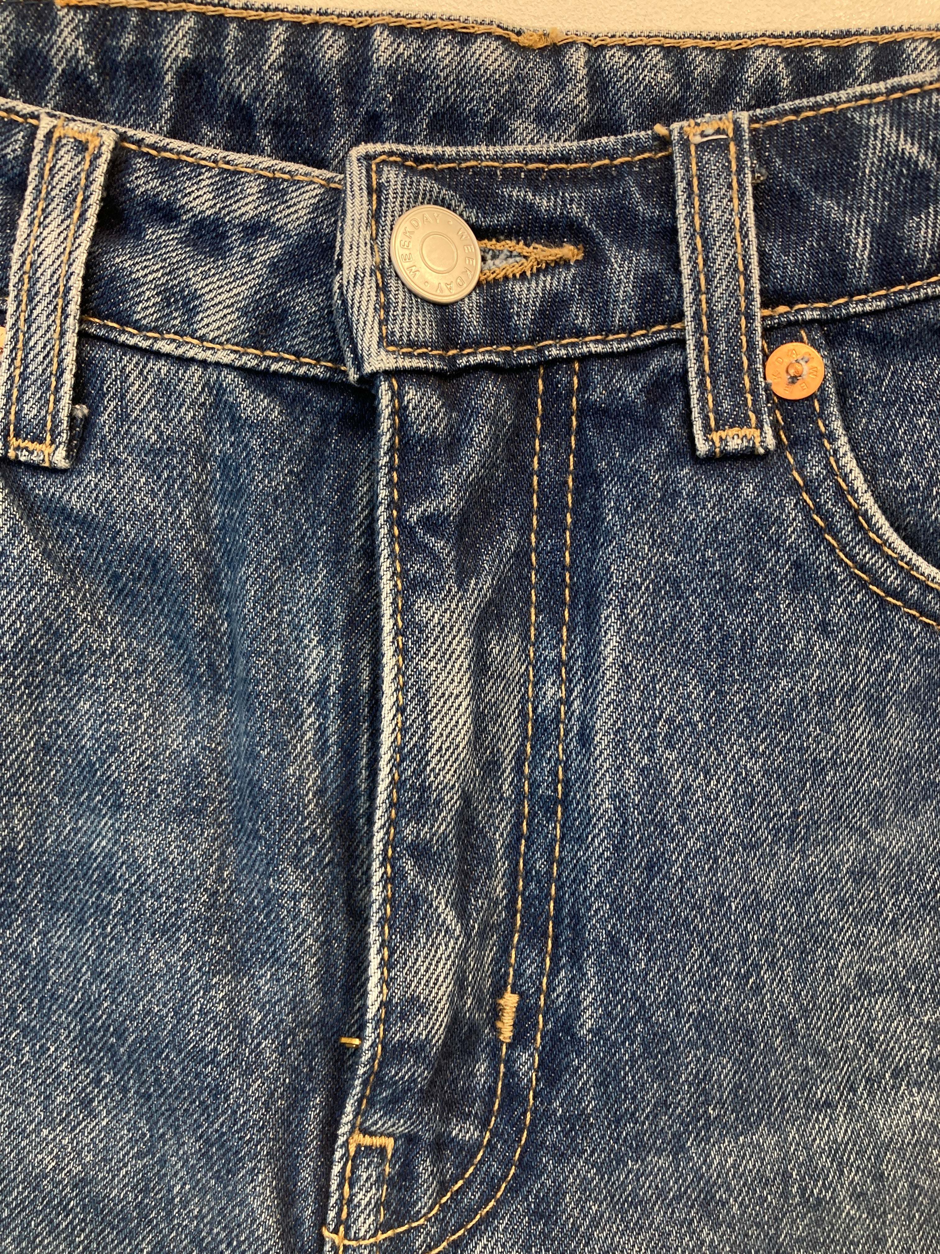 Weekday Shorts