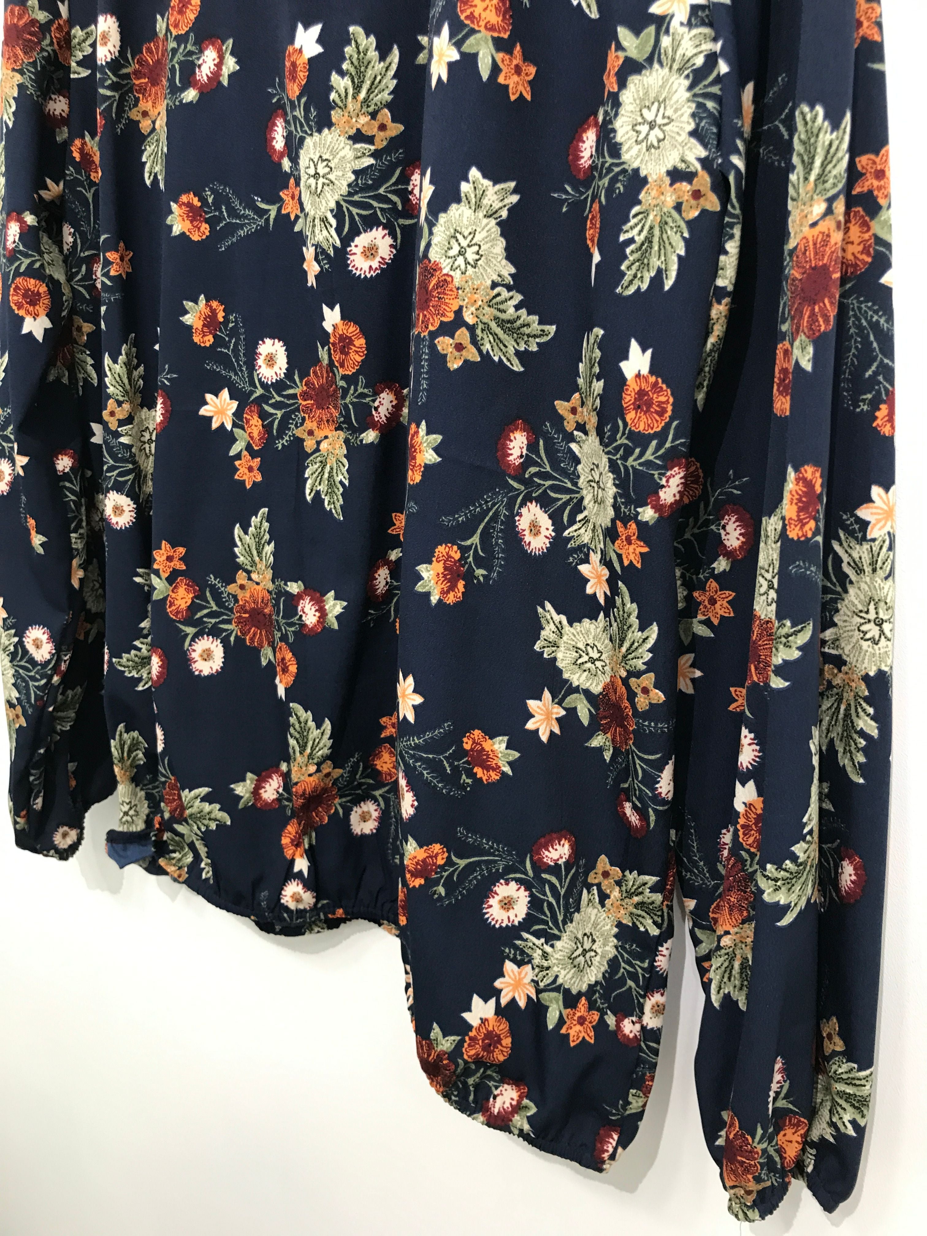 Black Story Bluse