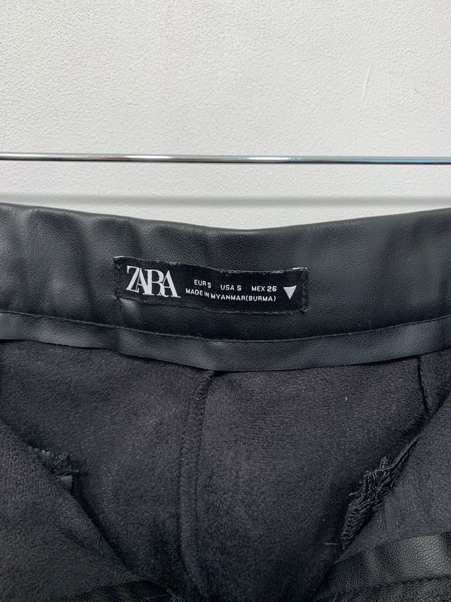 Zara Bukser