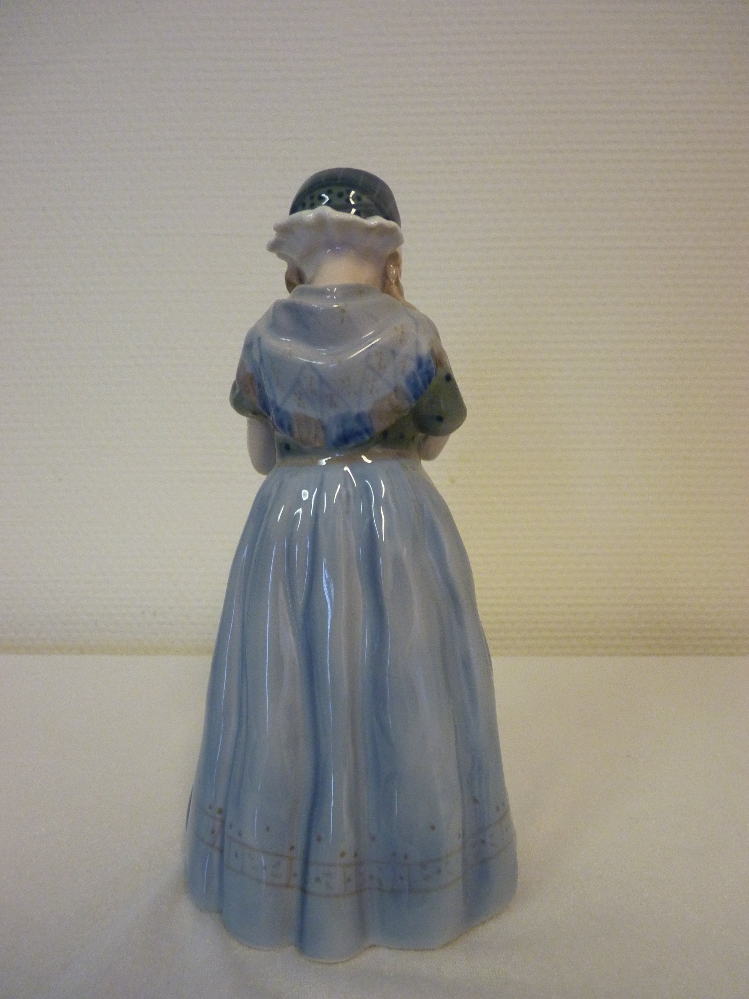 Bornholmer pigen Royal Copenhagen nr. 1323