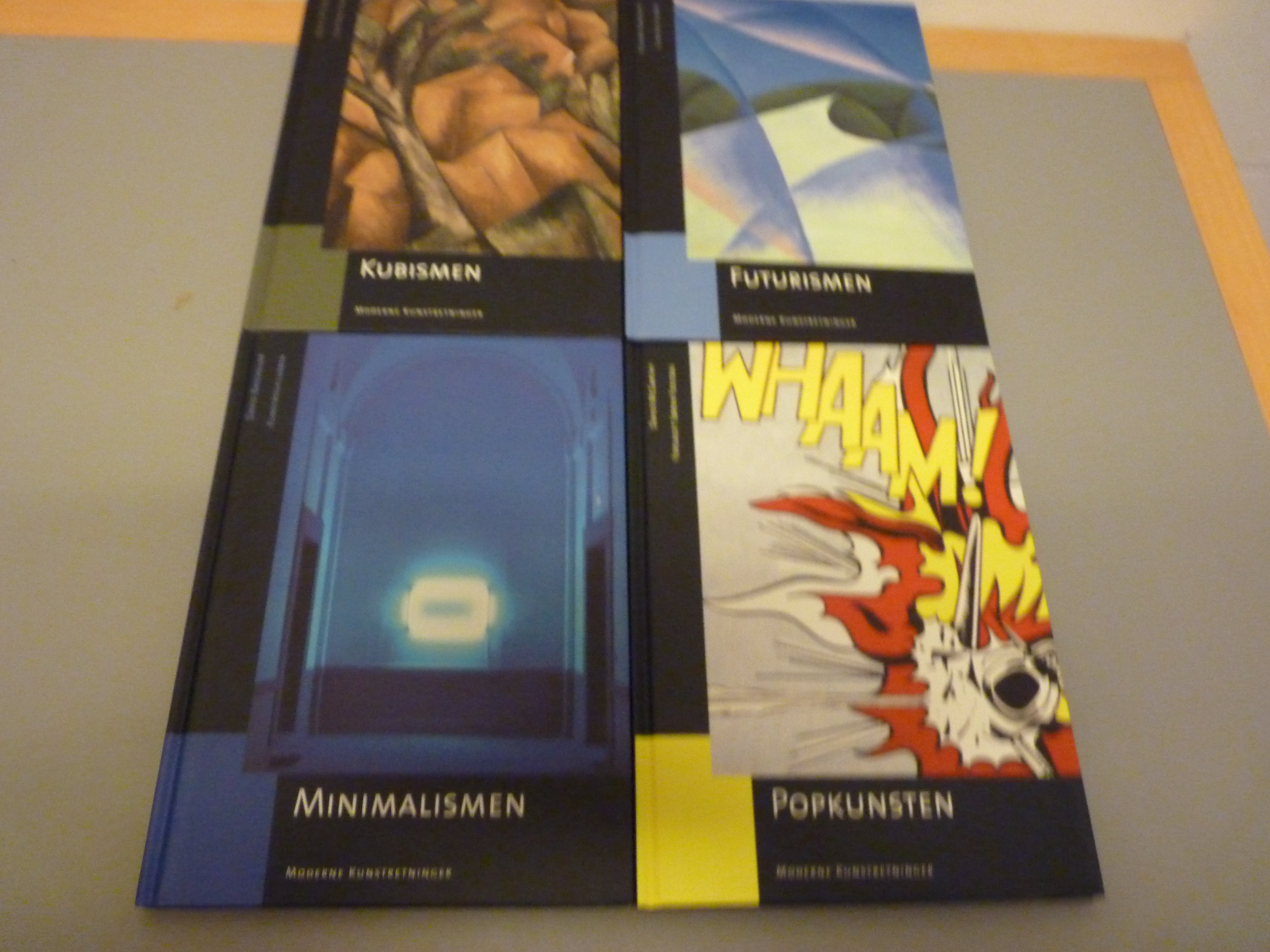 MODERNE KUNSTRETNINGER af Paul WOOD, m.fl. På dansk Torben Christensen. Ialt 12 bøger