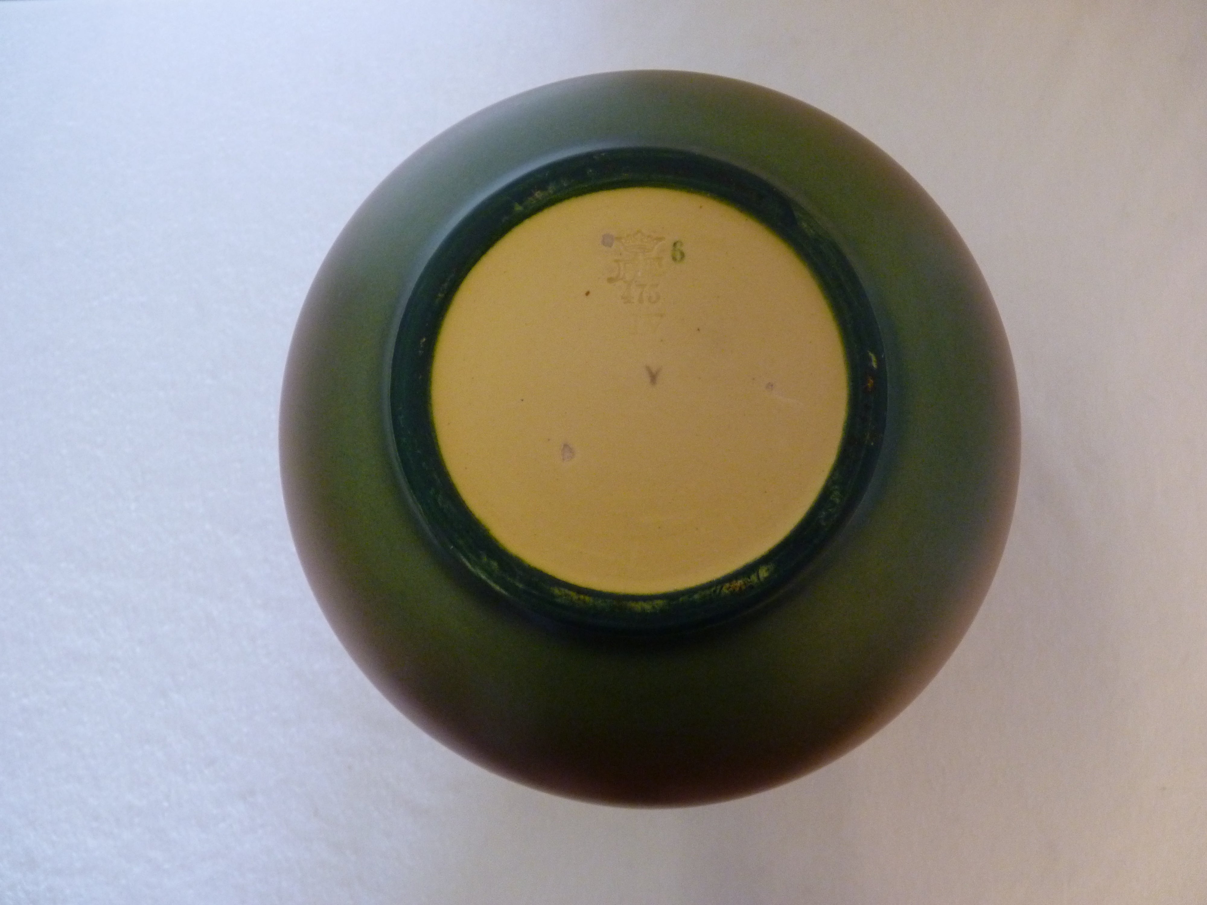 Ipsens Enke orange vase
