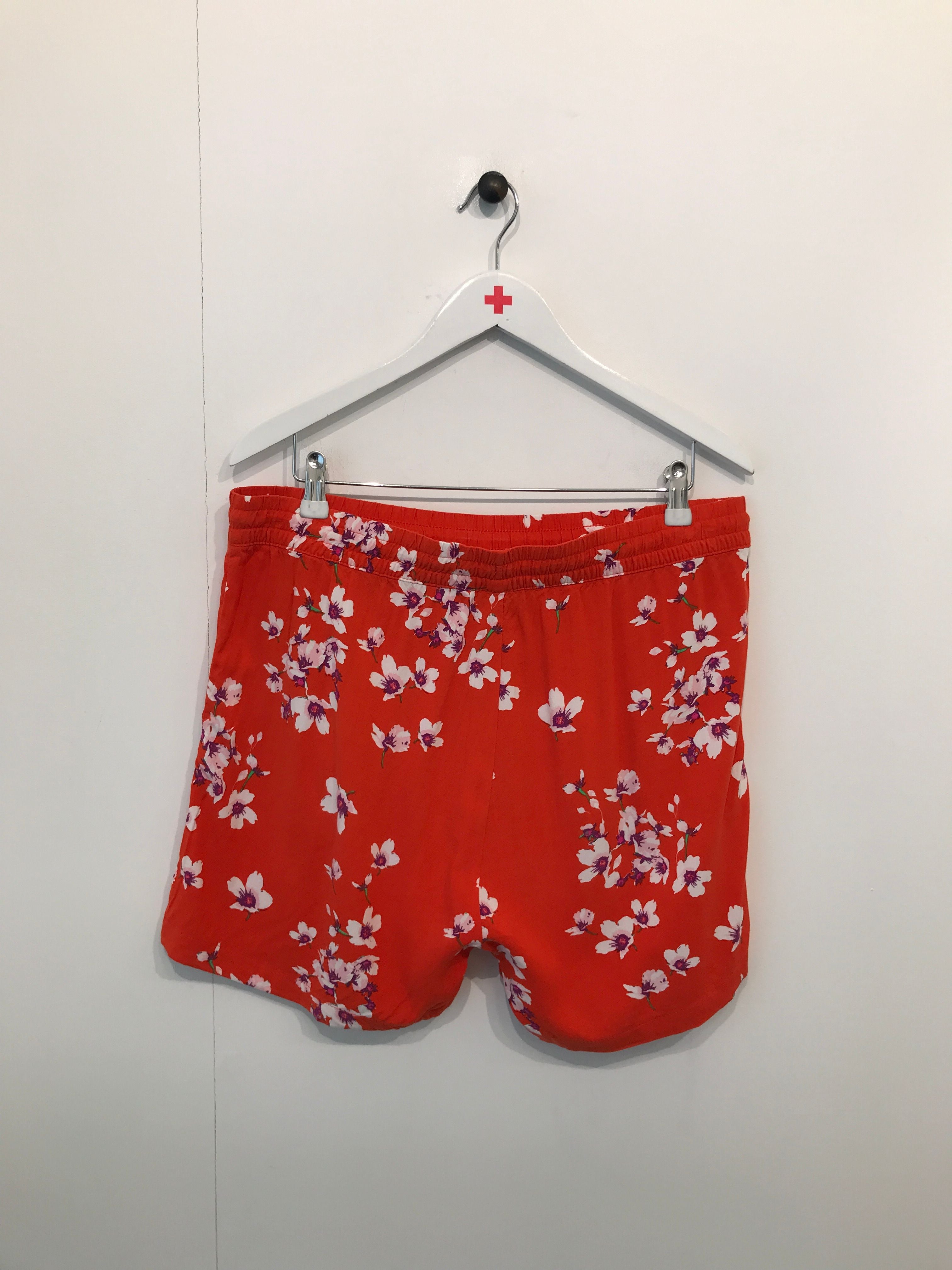 B Young Shorts