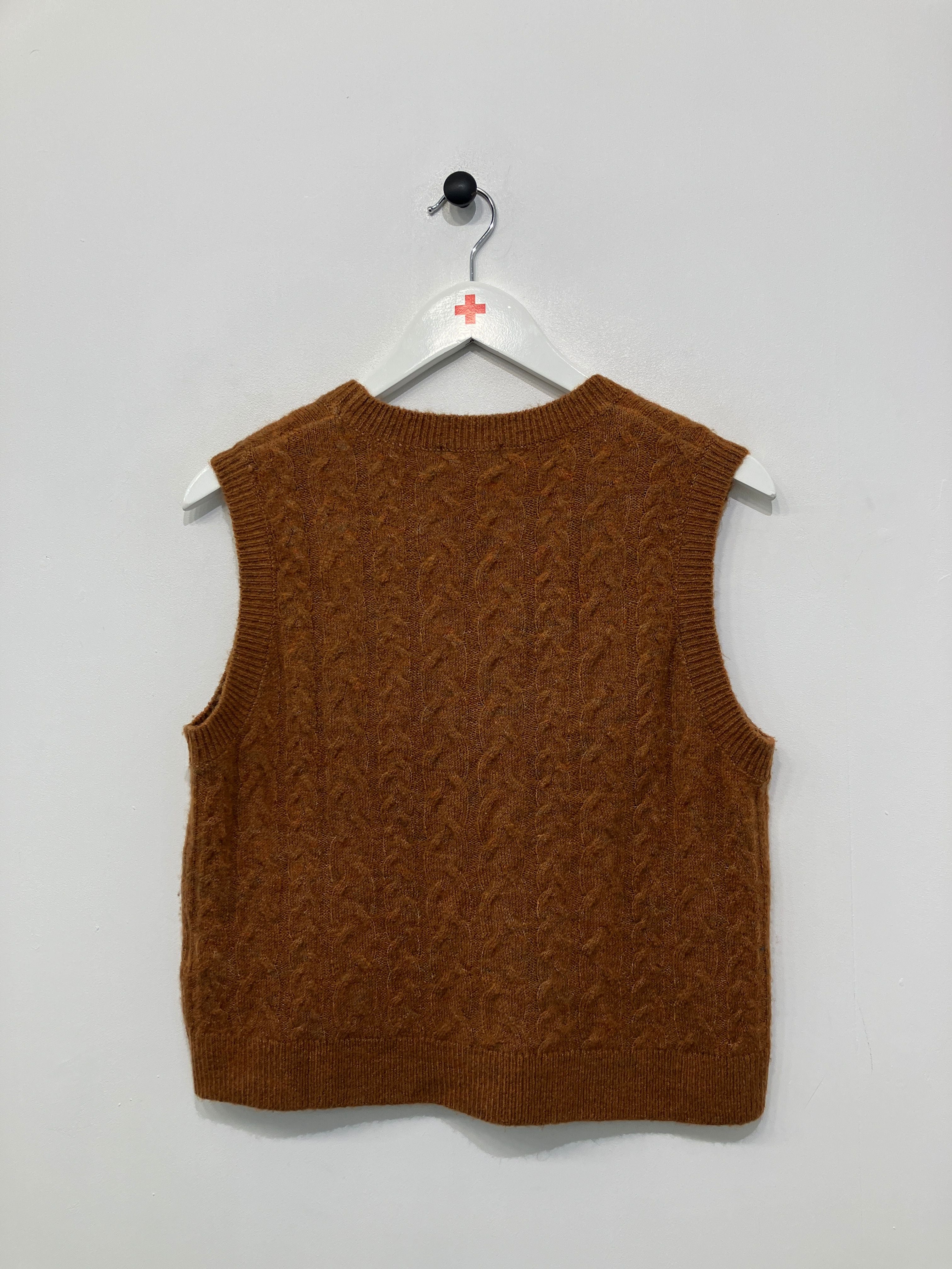 Jacqueline de Young Vest