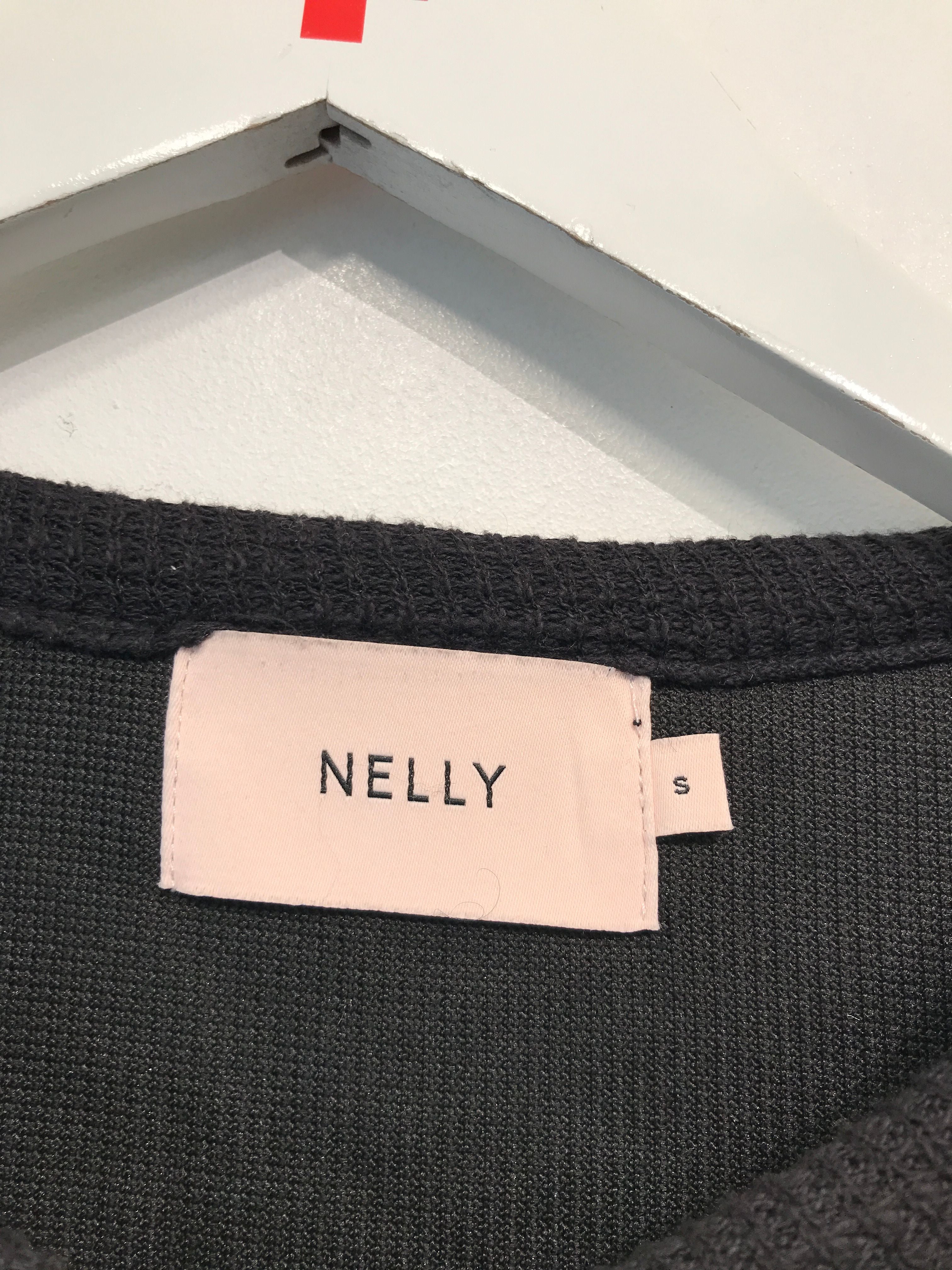 Nelly Cardigan