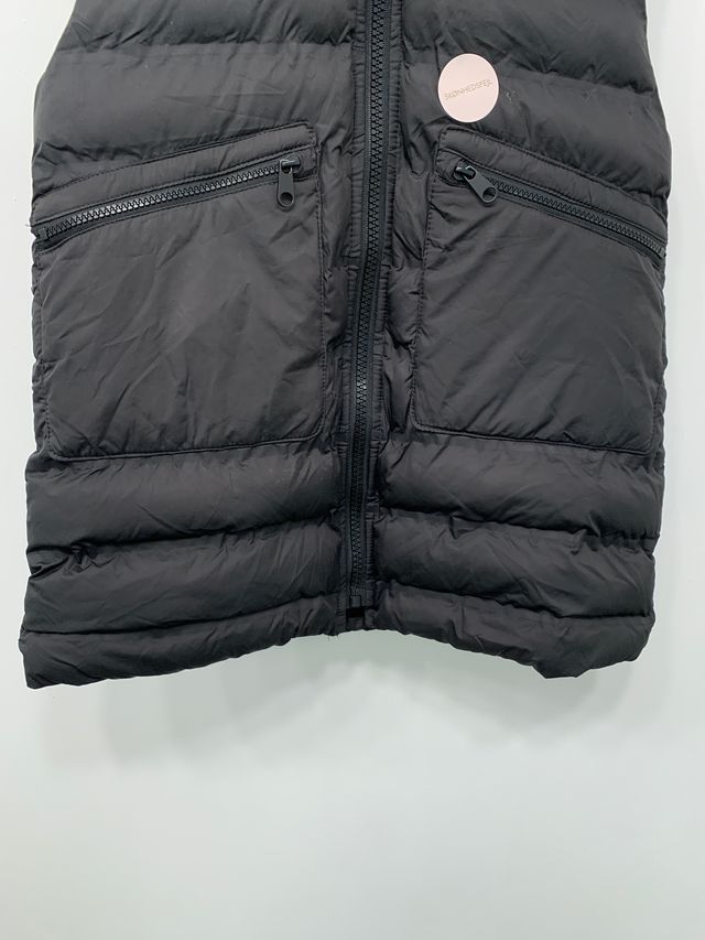 Zara Vest