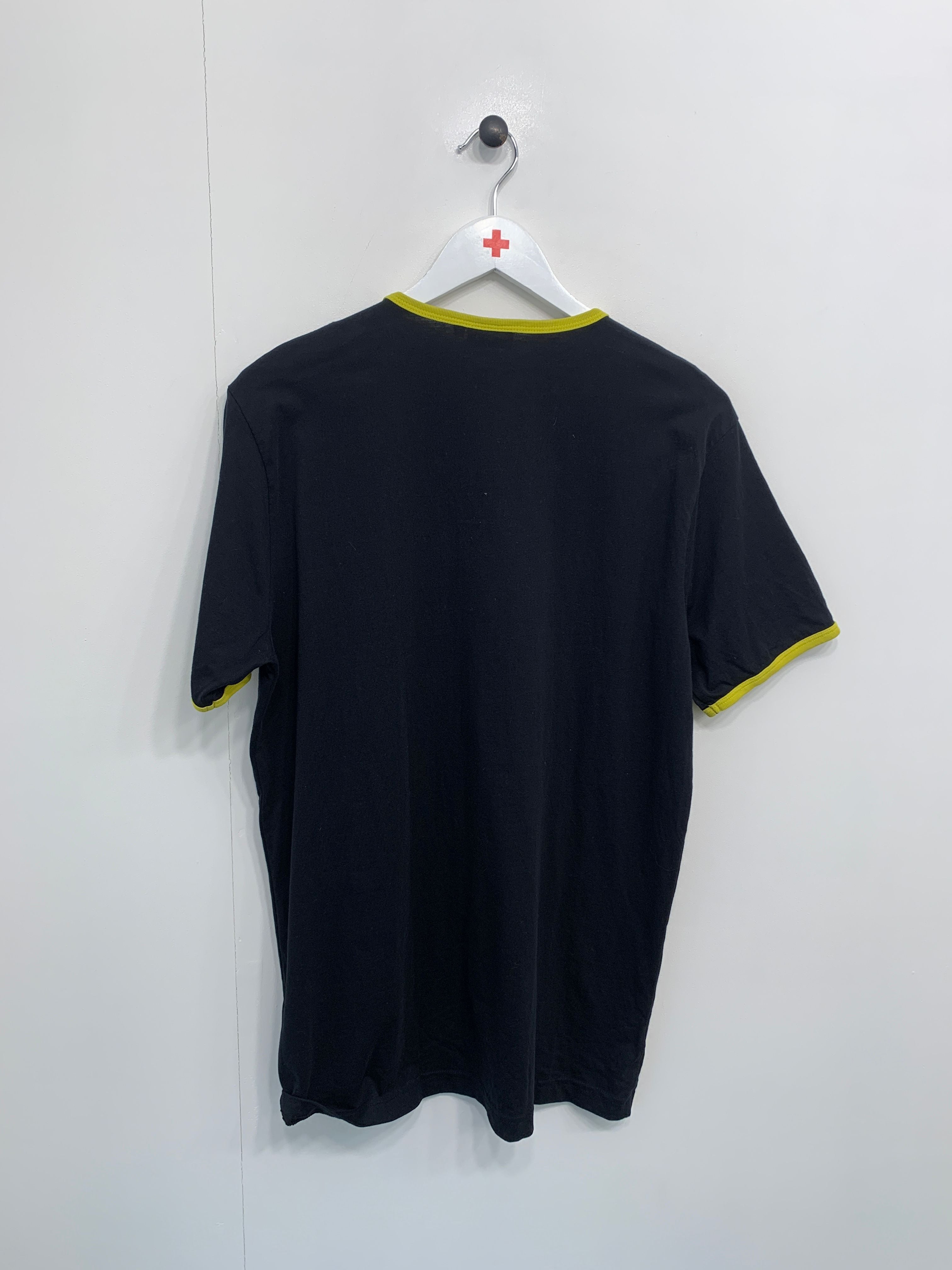 Toms T-shirt