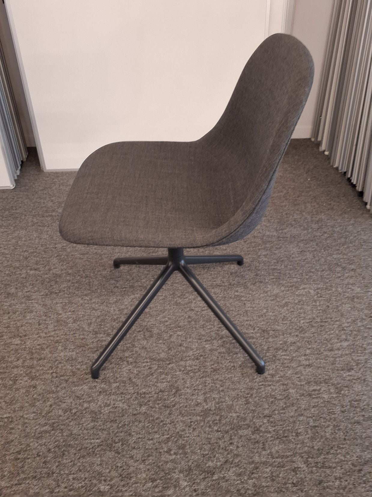 Loungestol Muuto Fiber - 6055