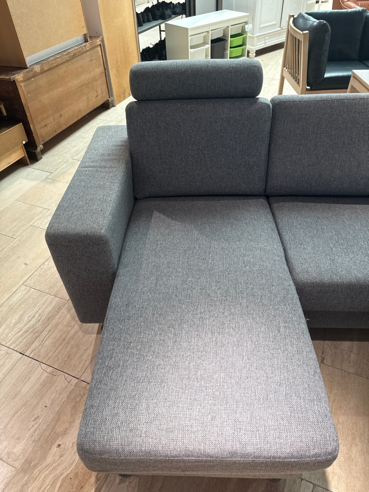 Sofa i grå