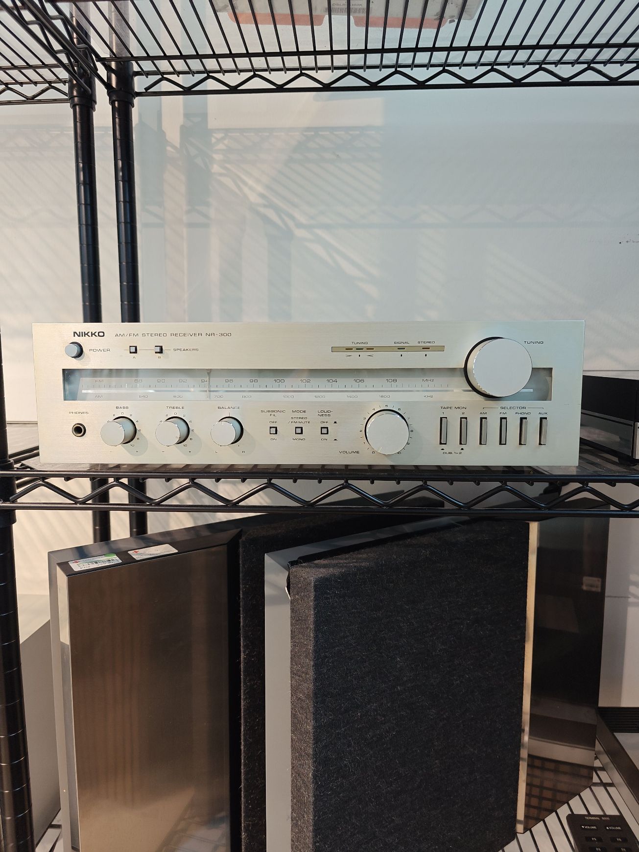 Nikko am/fm receiver nr-300