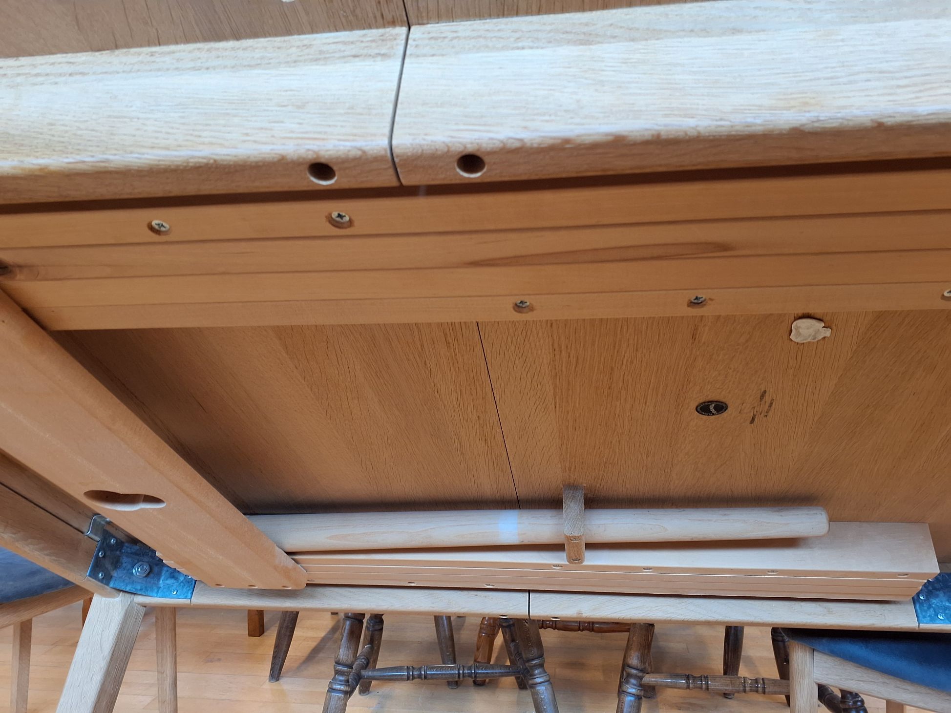 Dansk Design spisebord Massivt Eg
