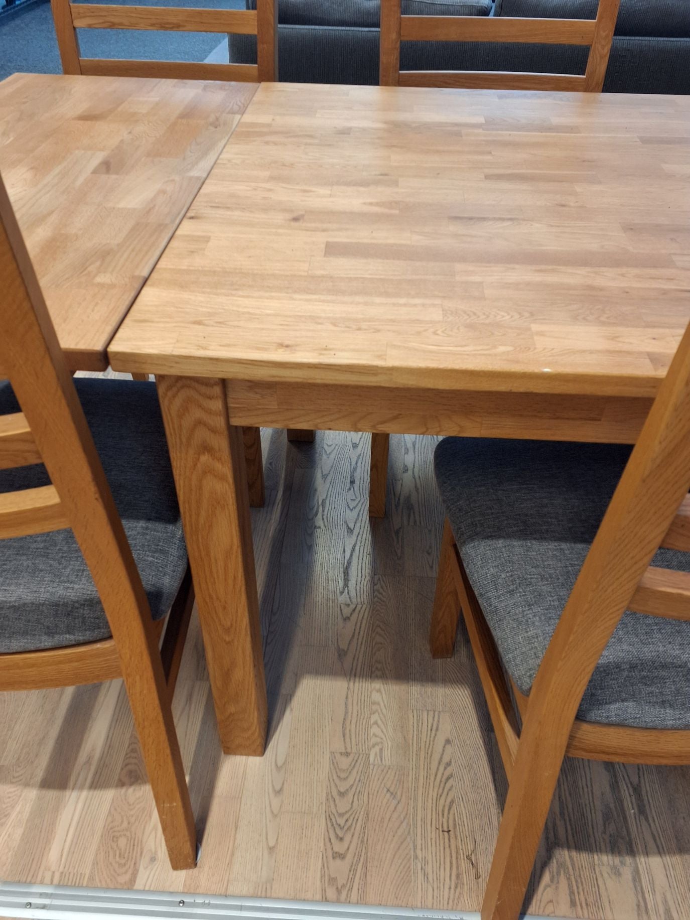 Spisebord