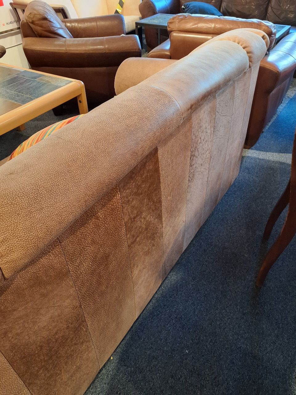 Brun sofa