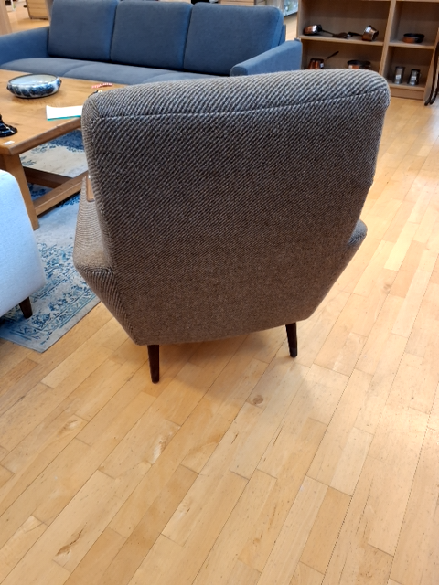 Retro lænestol i uld og med teak