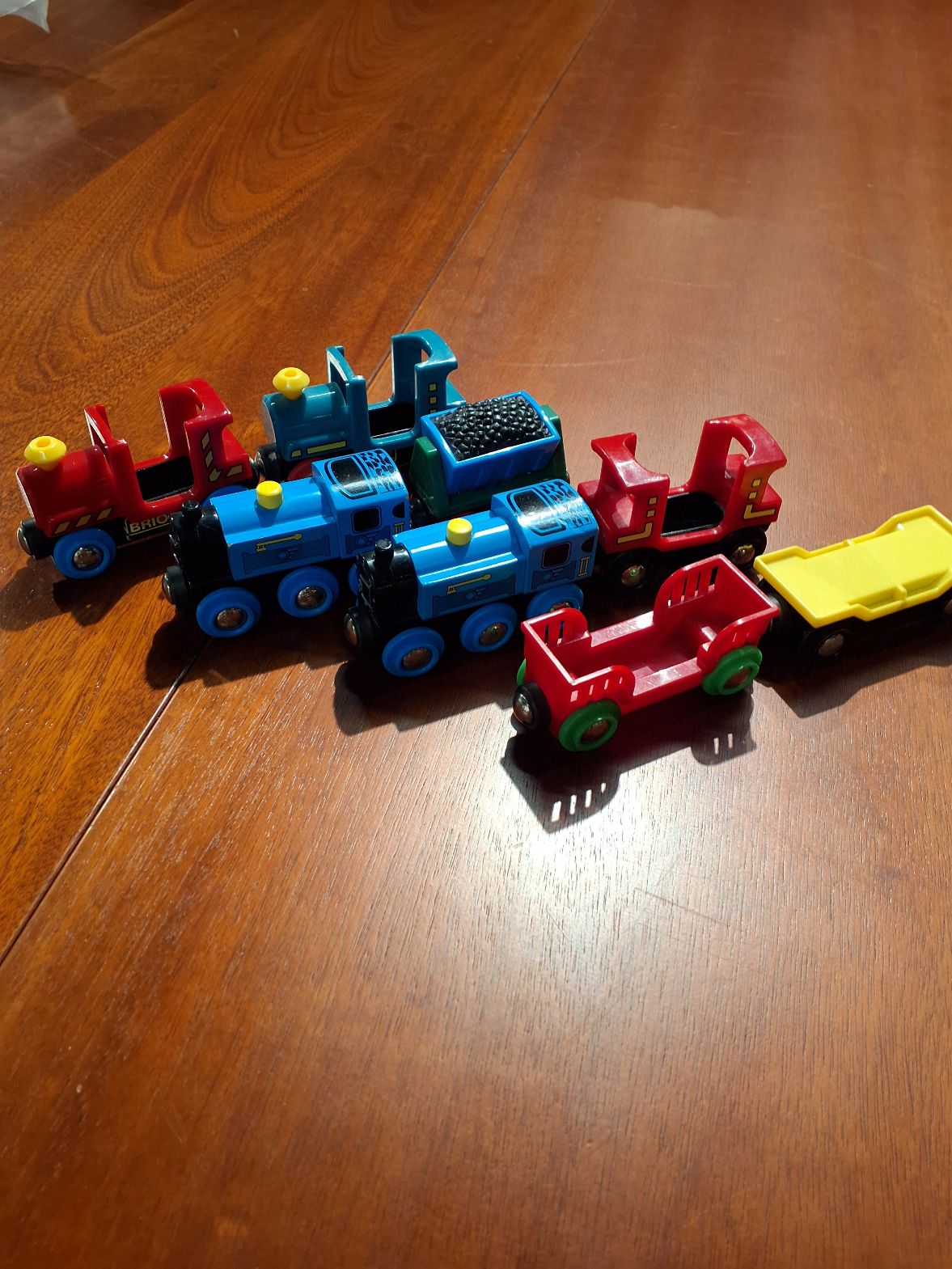 Brio tog