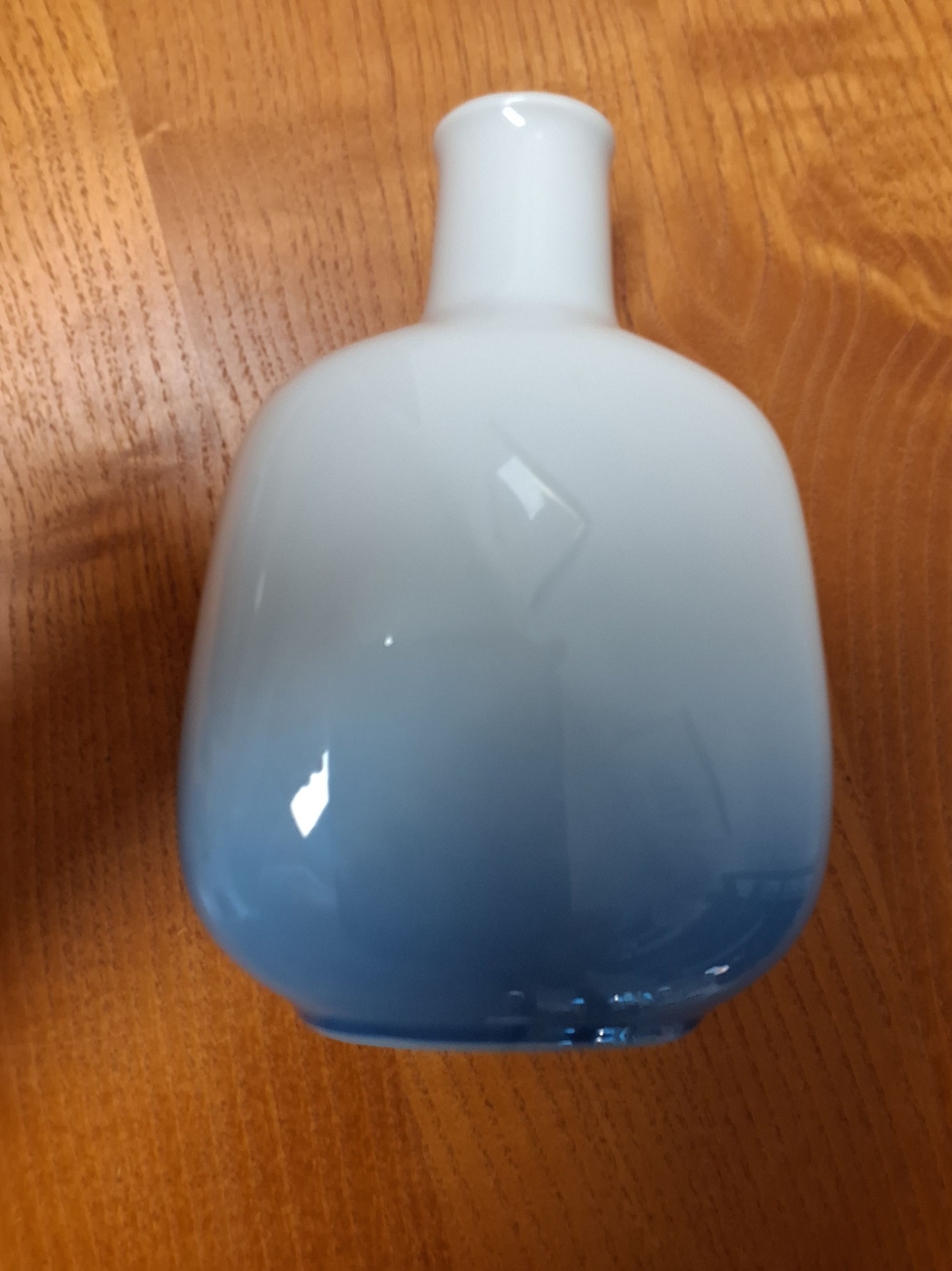 Kgl vase