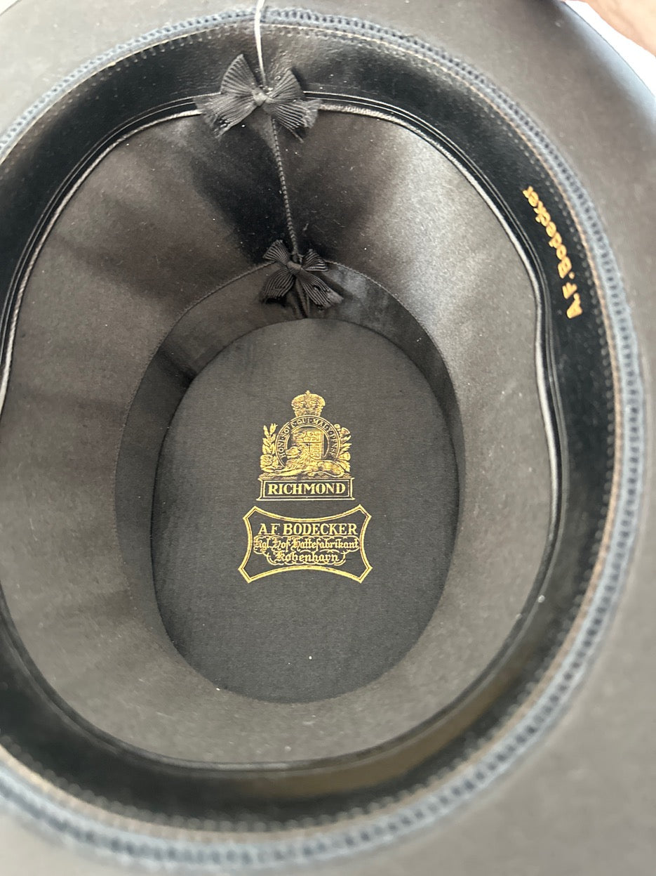 High Hat