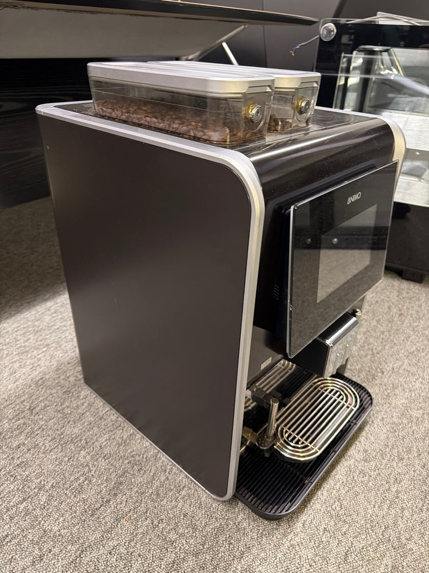 Kaffe og espressomaskine ANIMO Optime