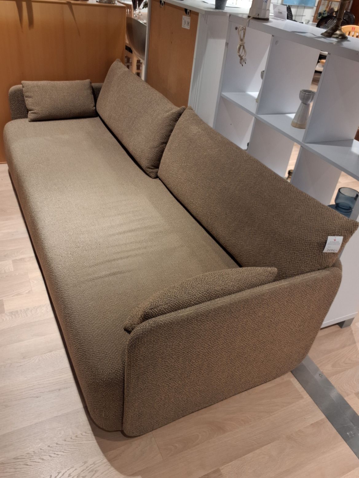 Sofa 4 prs med smukt nistret møbelstof