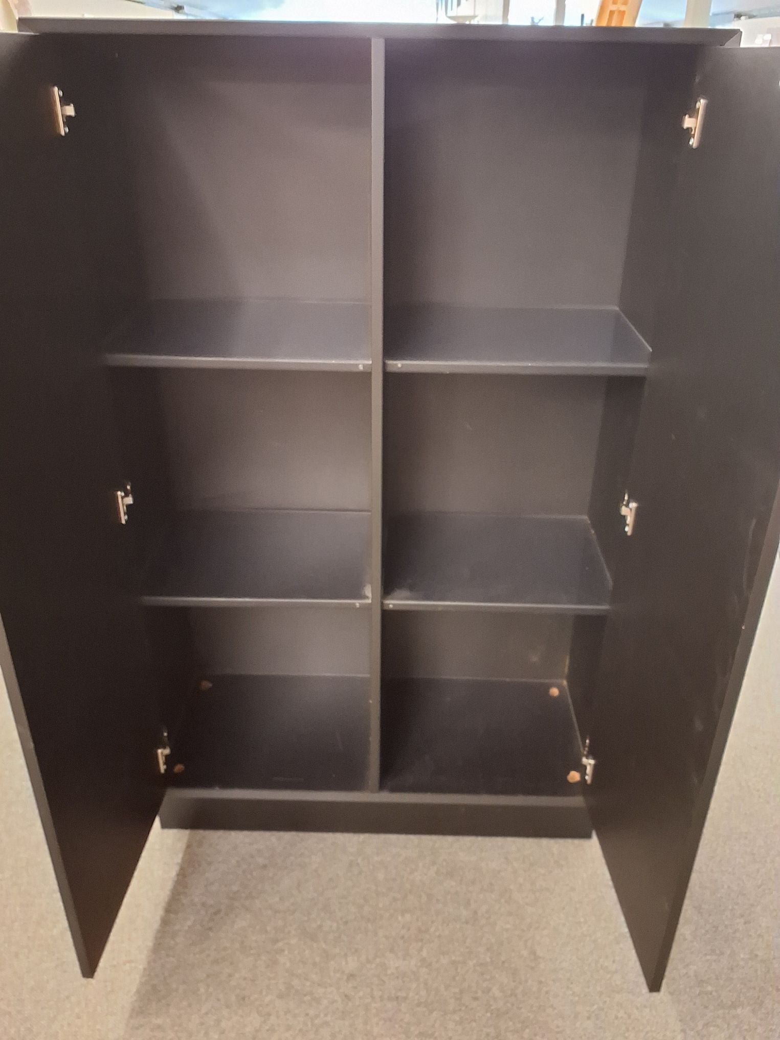 Skab sort høj - 3069