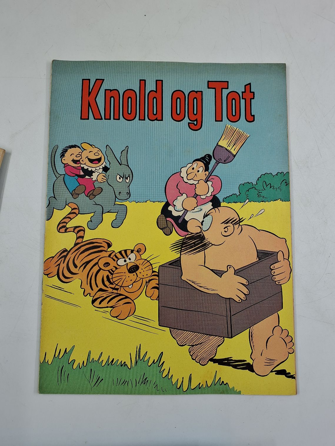 Knold og Tot hæfter