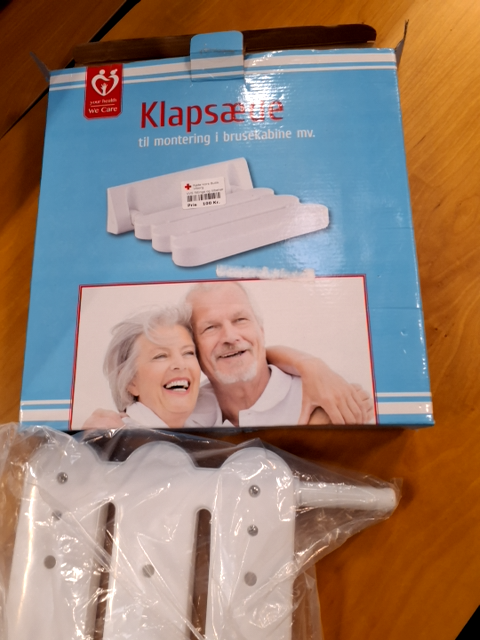 Klapsæde til brusekabine