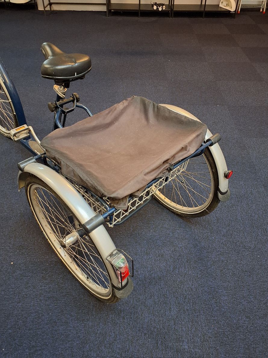3-hjulet cykel m. bagagekurv