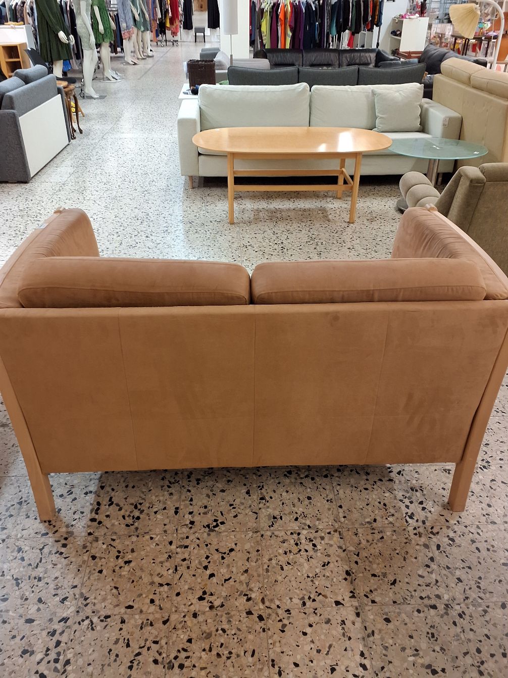 2 pers. Beige sofa