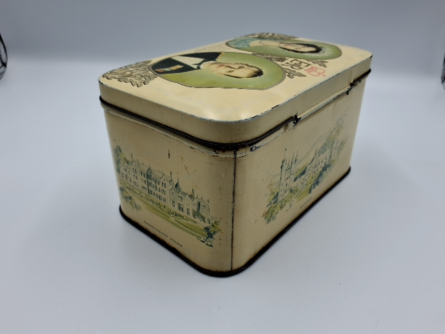 Souveniræske Dronning Elisabeth II & Pring Philip