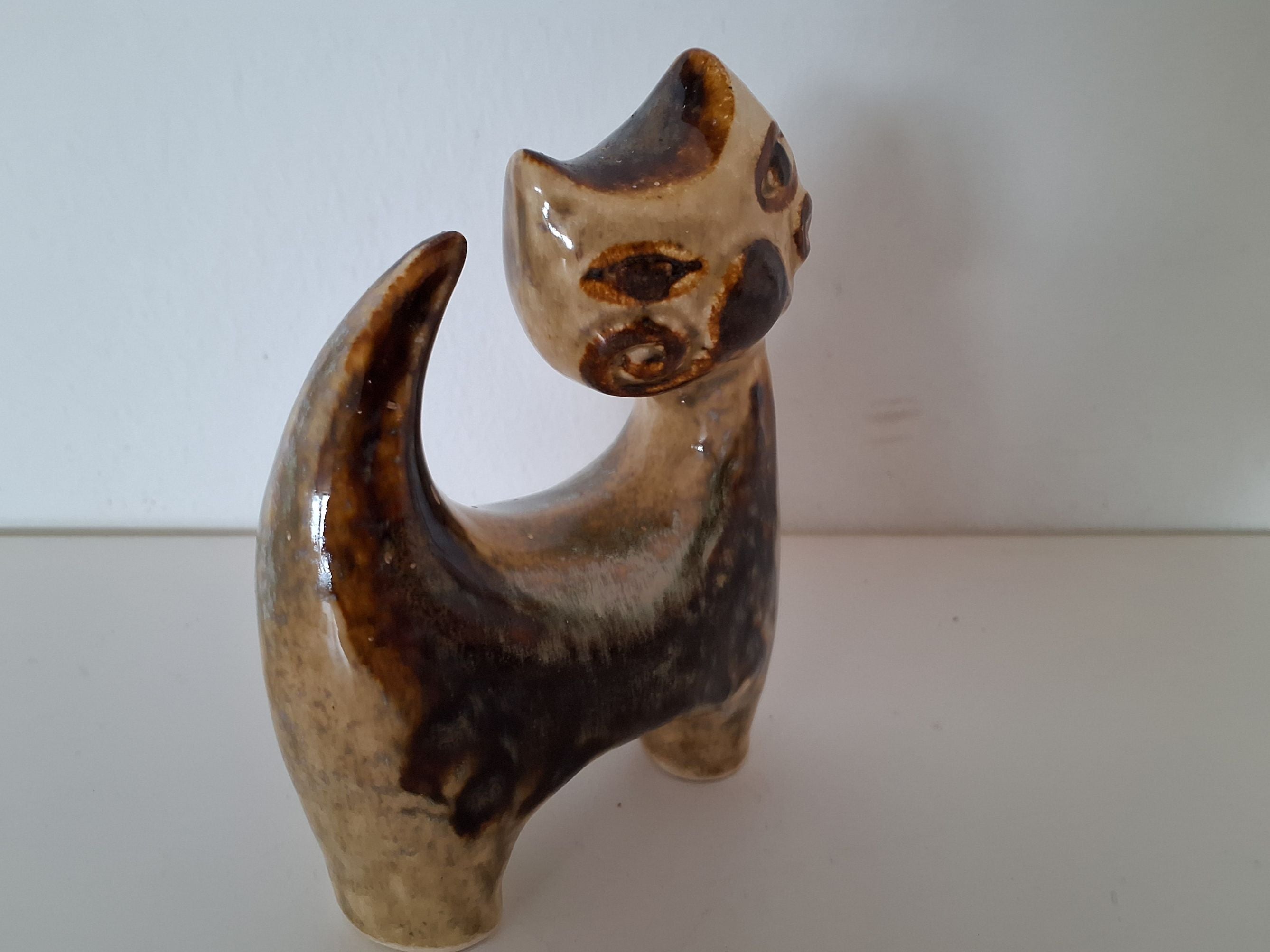 Søholm Kat  (ser til siden)