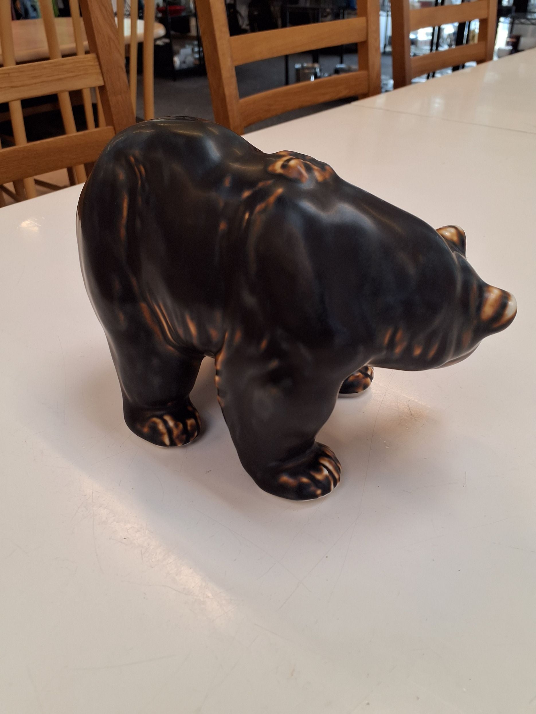 Porcelænsfigur stor bjørn