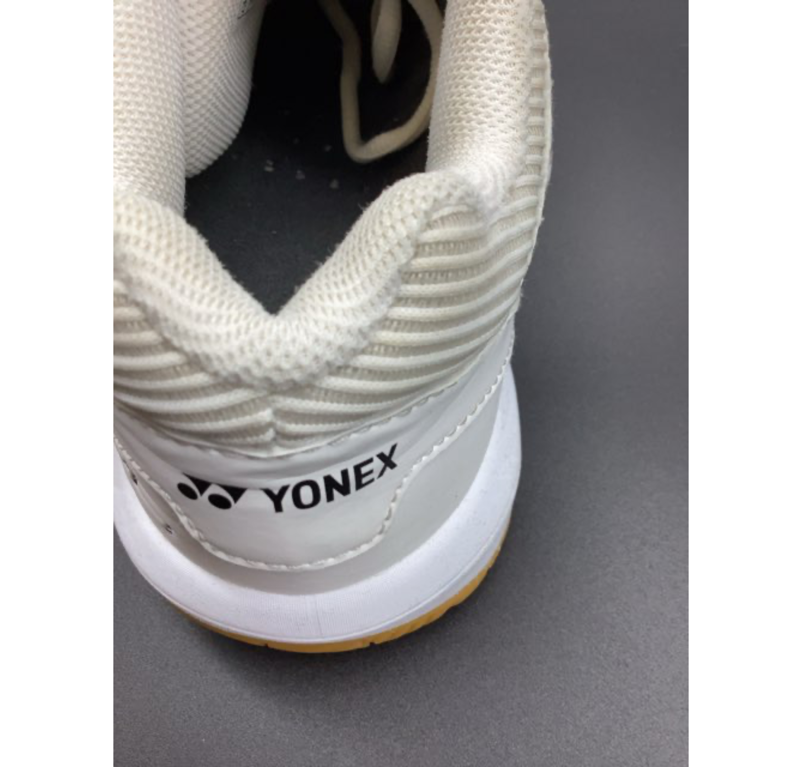 Yonex sko