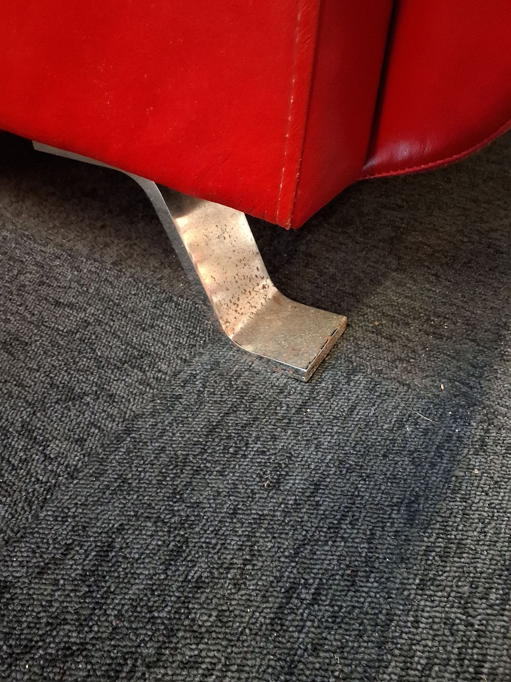 Rød "lædersofa"