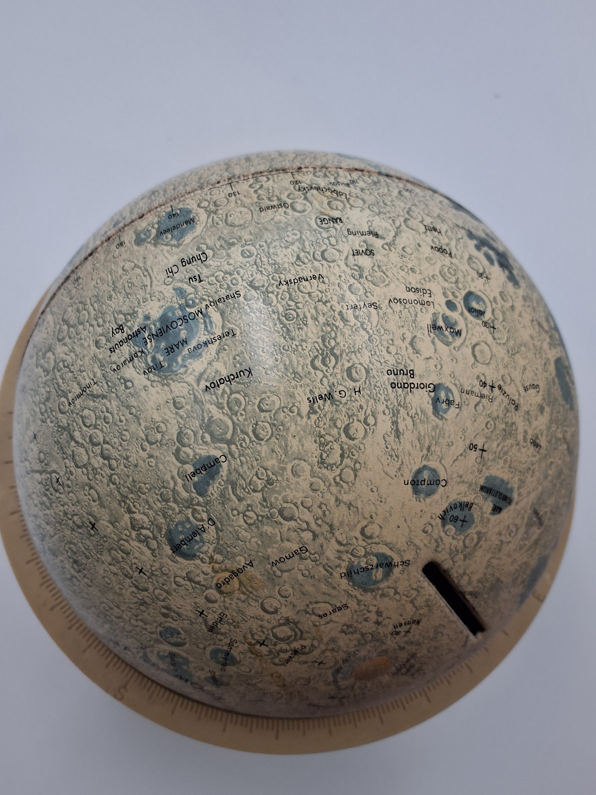 Sparebøsse globus