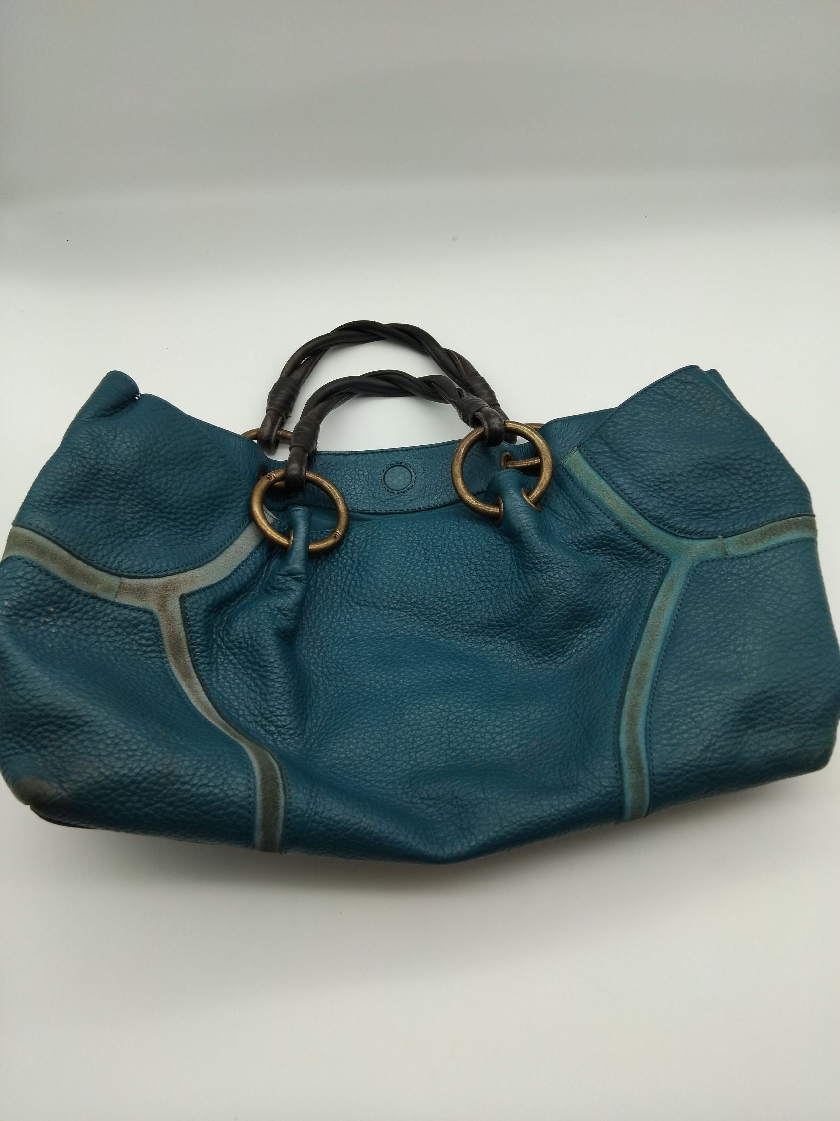 Alain Manoukian Taske