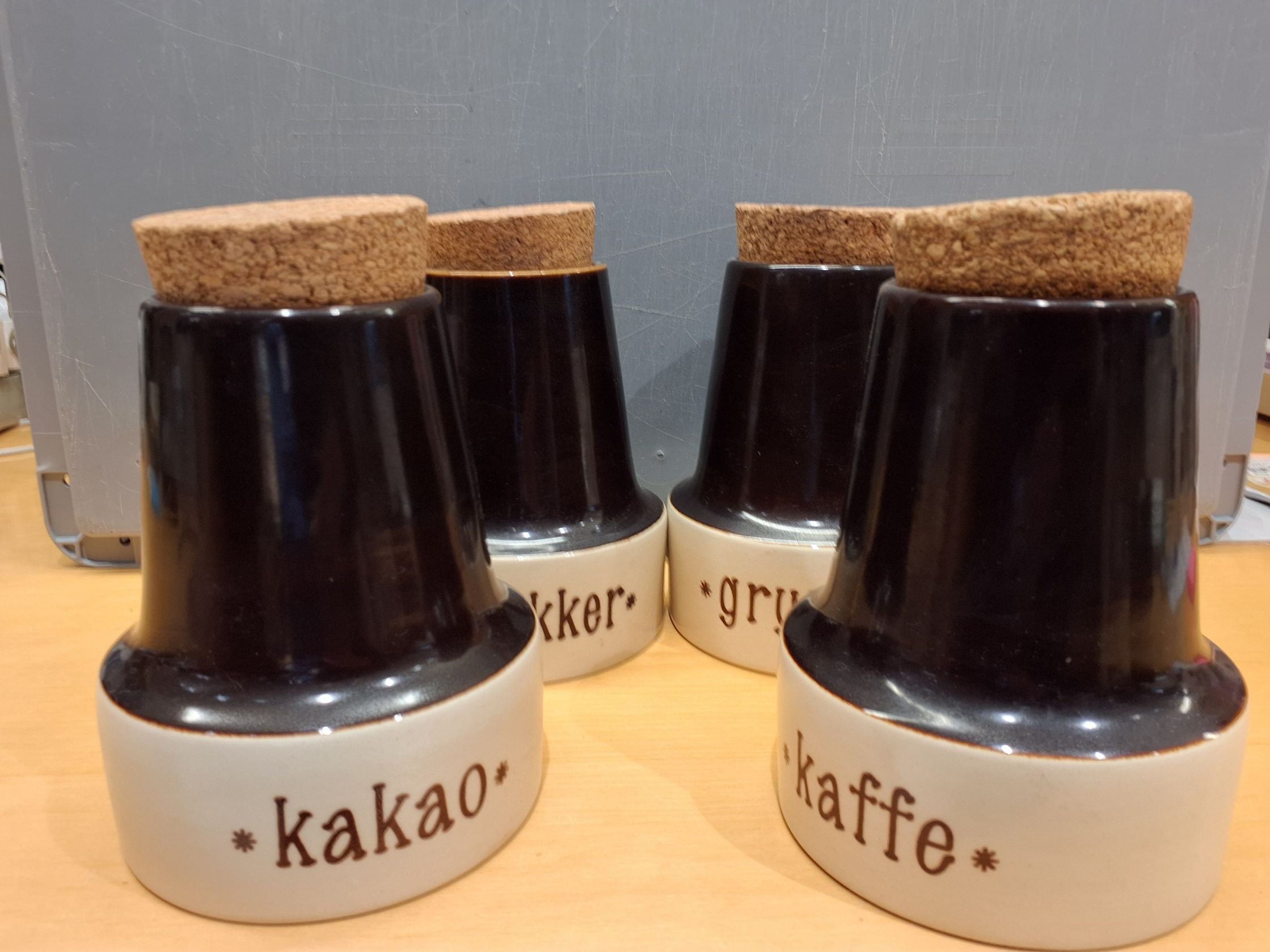 Søholm keramik, Krukker til opbevaring