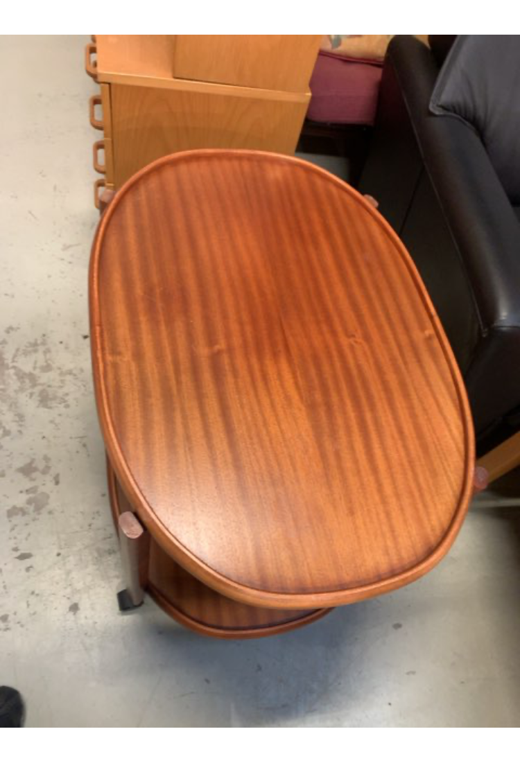 Oval bakkebord kirsebær