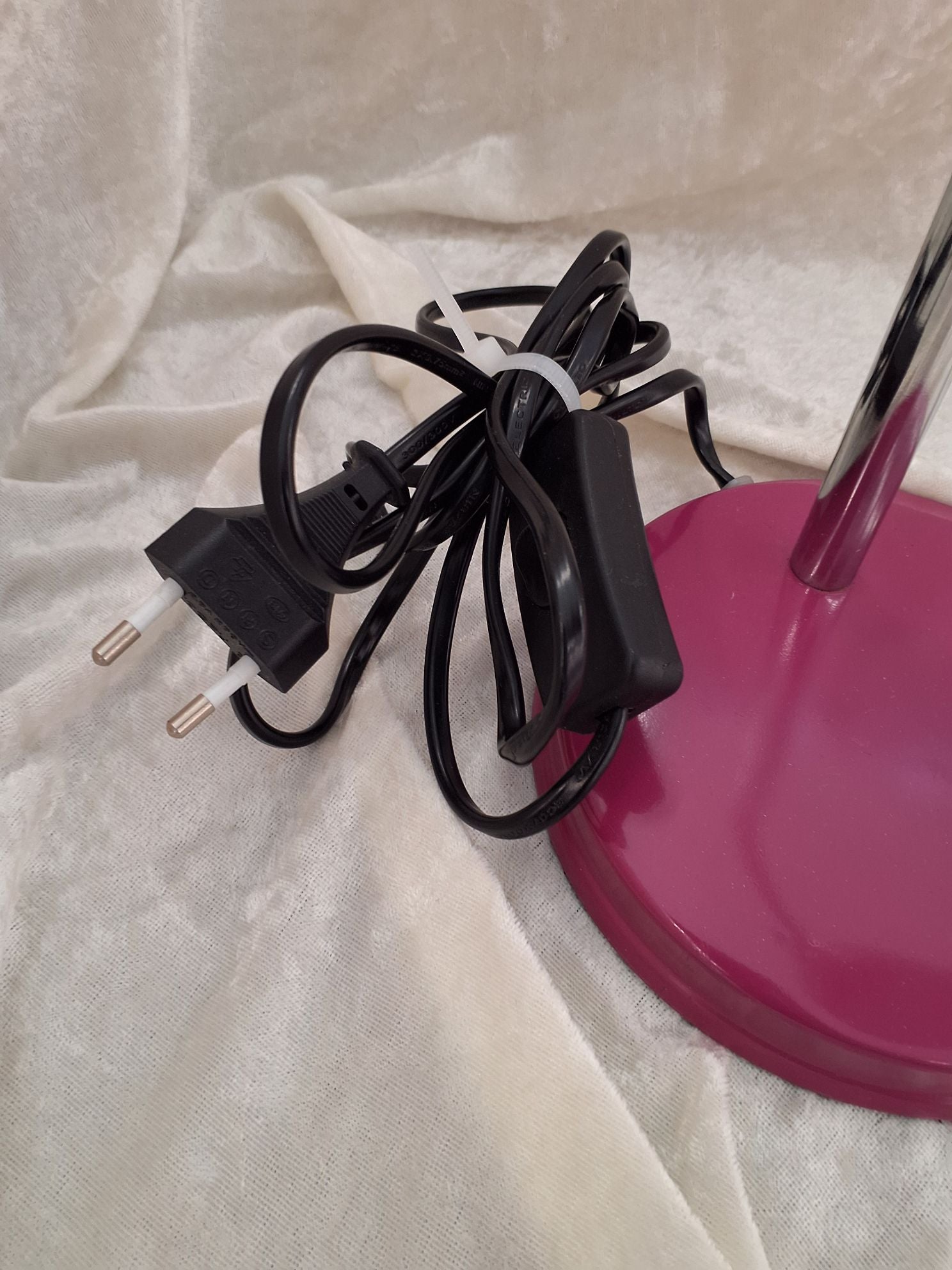 Farverig bordlampe