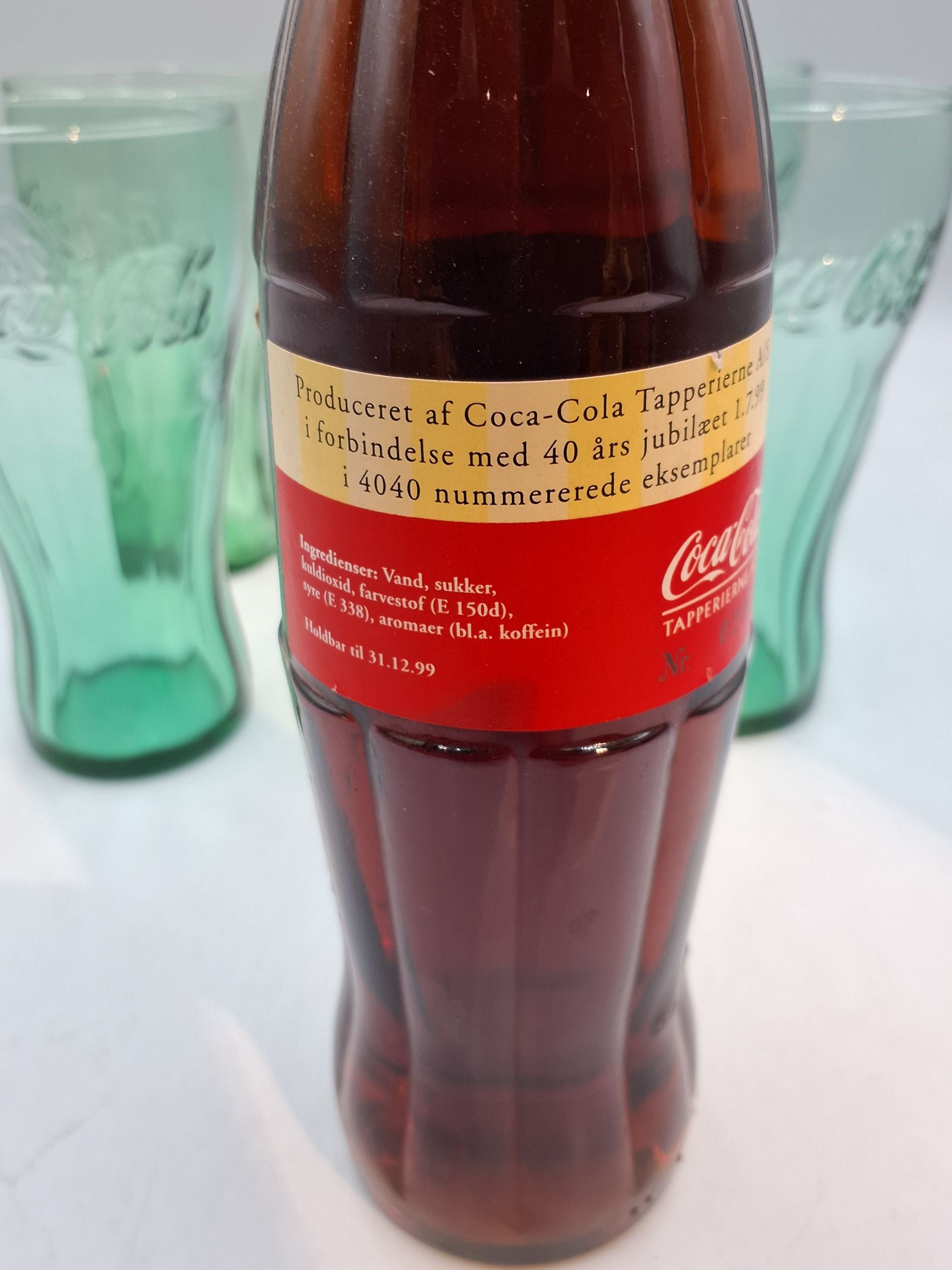 Coca Cola vintage jubilæum flaske med 5 originale glas