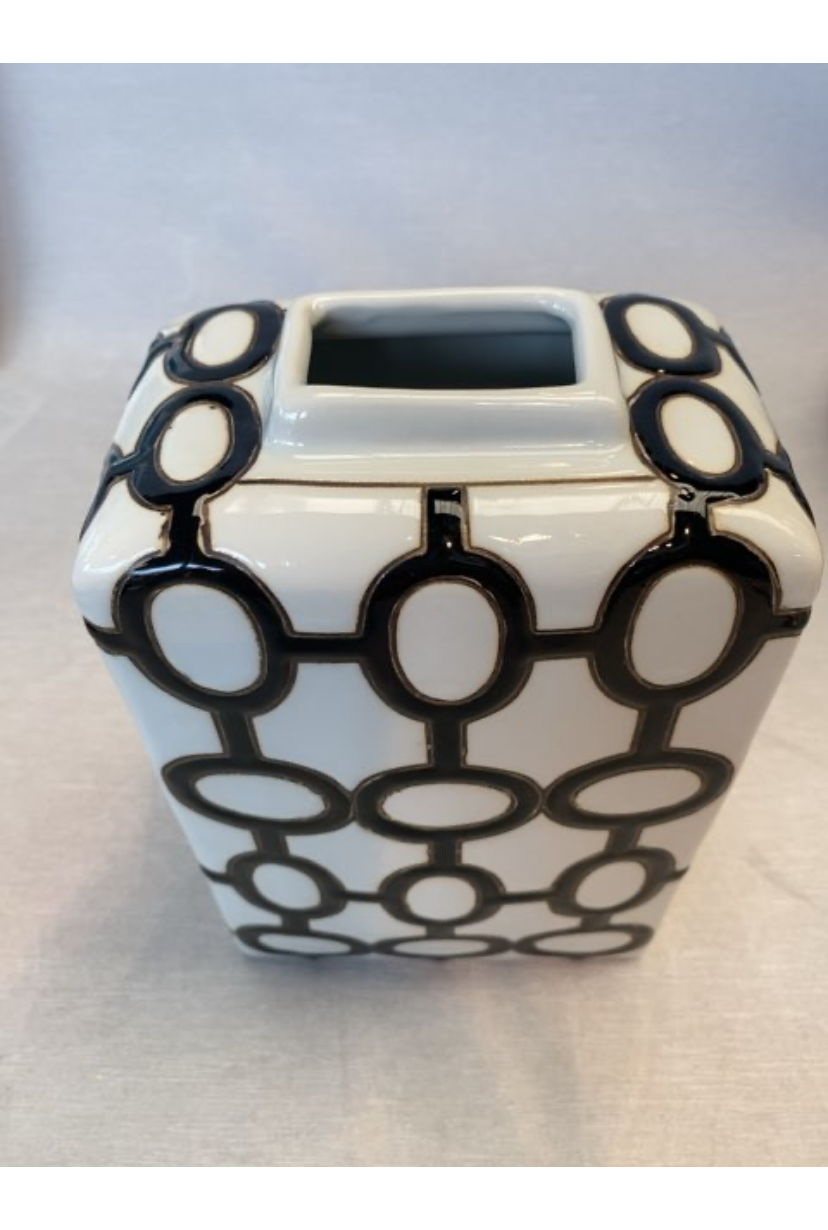 Pynte Vase