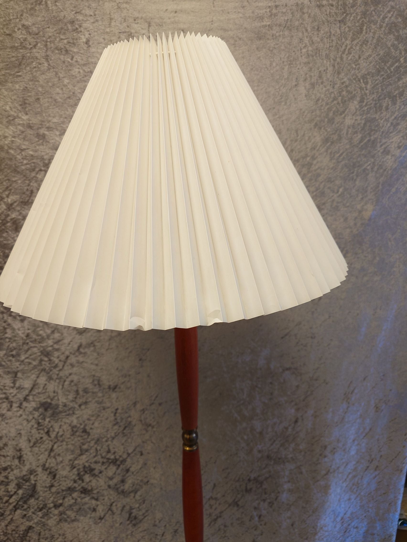 Laoni Retro Gulvlampe