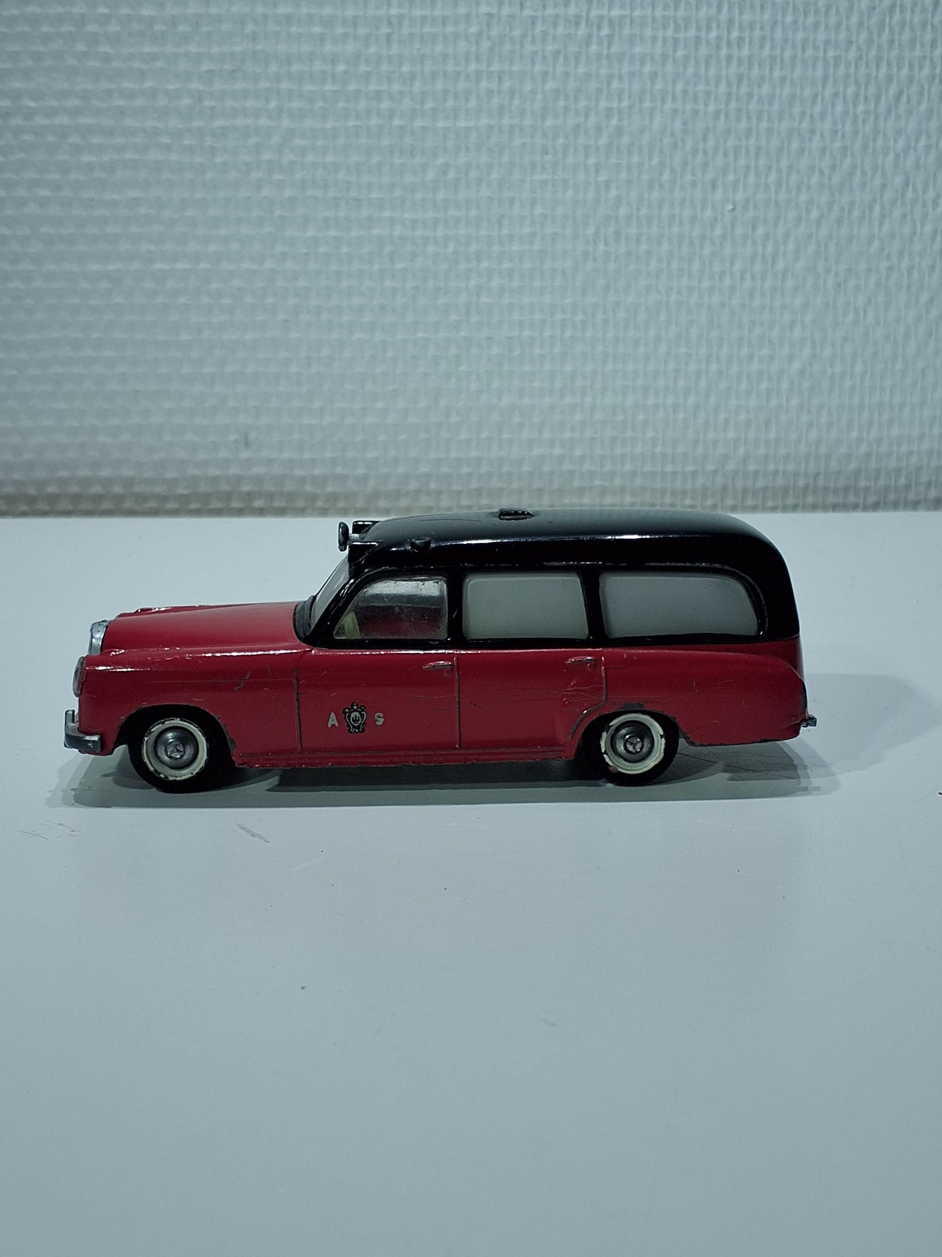 Tekno Danmark ambulance