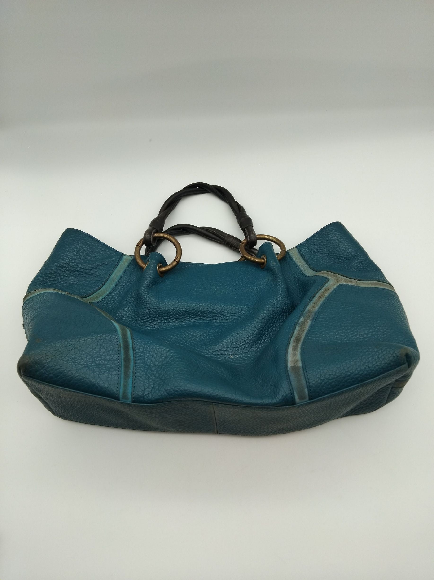 Alain Manoukian Taske